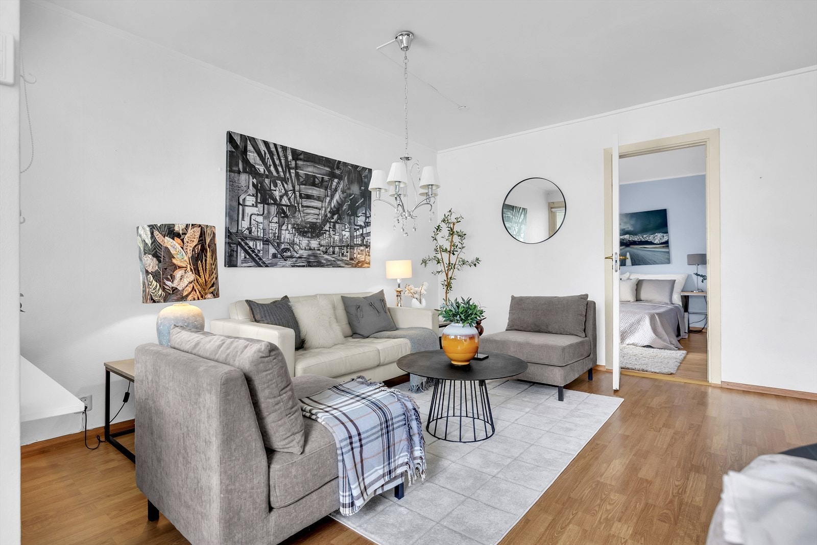 Her bor man sentralt i Lillestrøm, i kort avstand til alle fasiliteter og servicetilbud i sentrum. Galleribilde