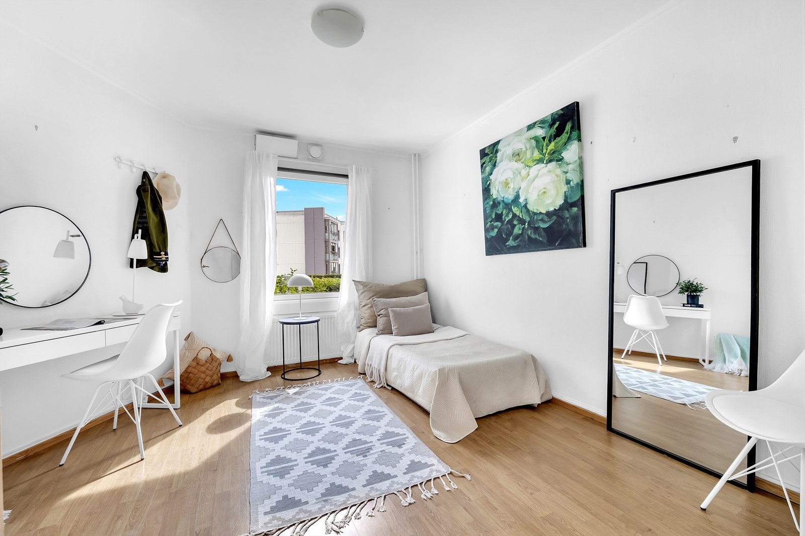 Soverom 2 er også av god størrelse. Galleribilde