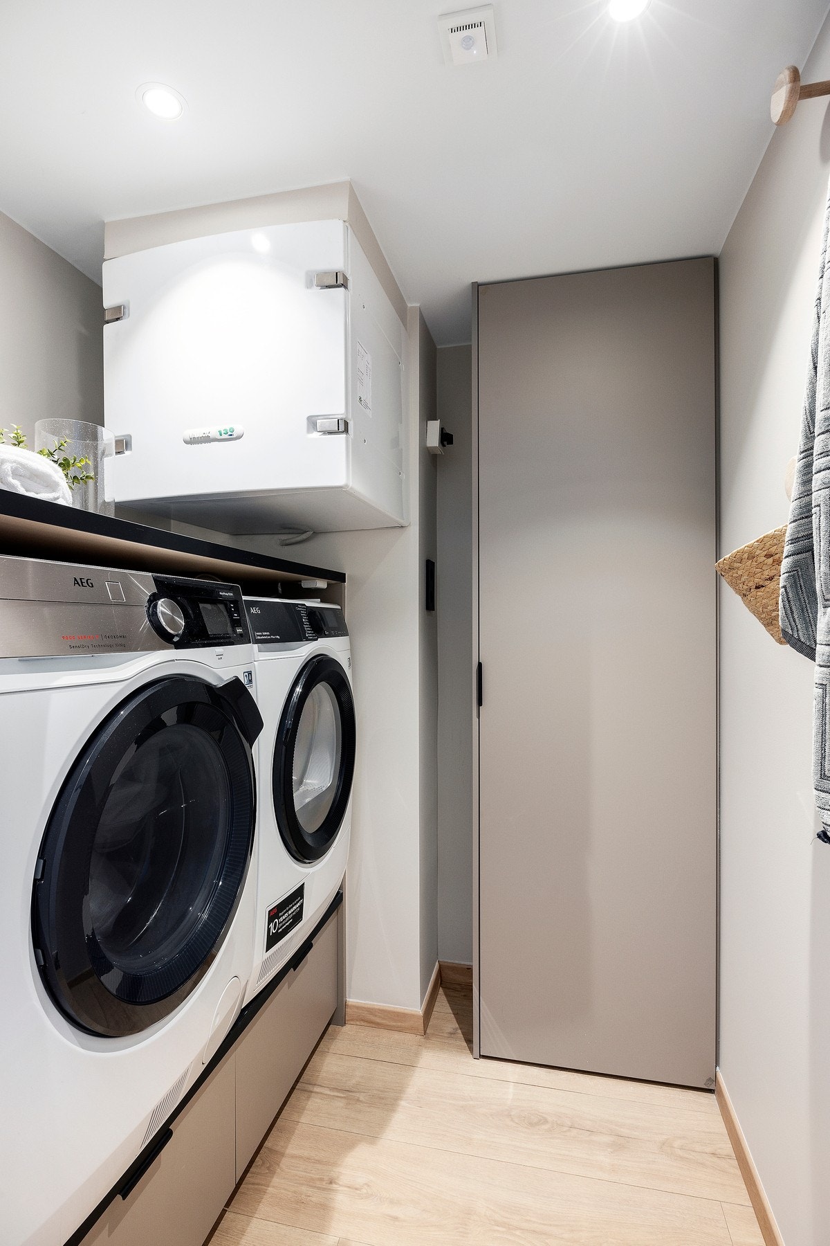 Praktisk vaskerom/bod. Galleribilde