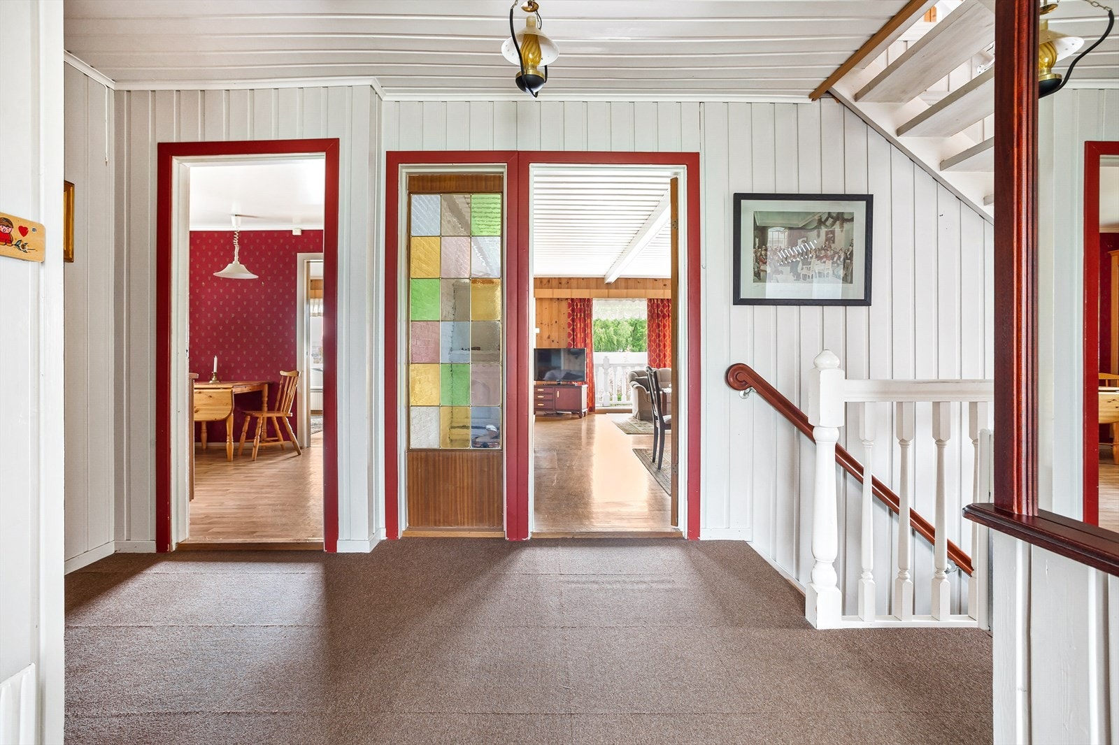 Det er plass til skap eller andre garderobeløsninger. Galleribilde