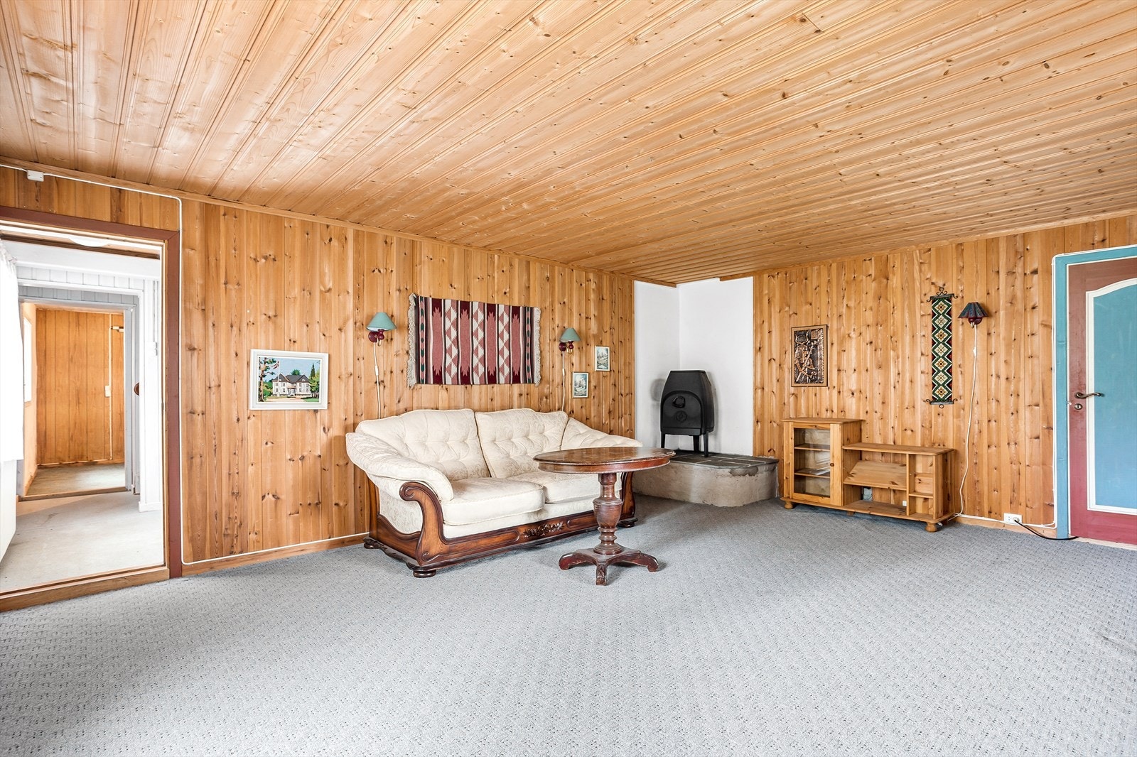 En vedovn sørger for lun varme. Galleribilde