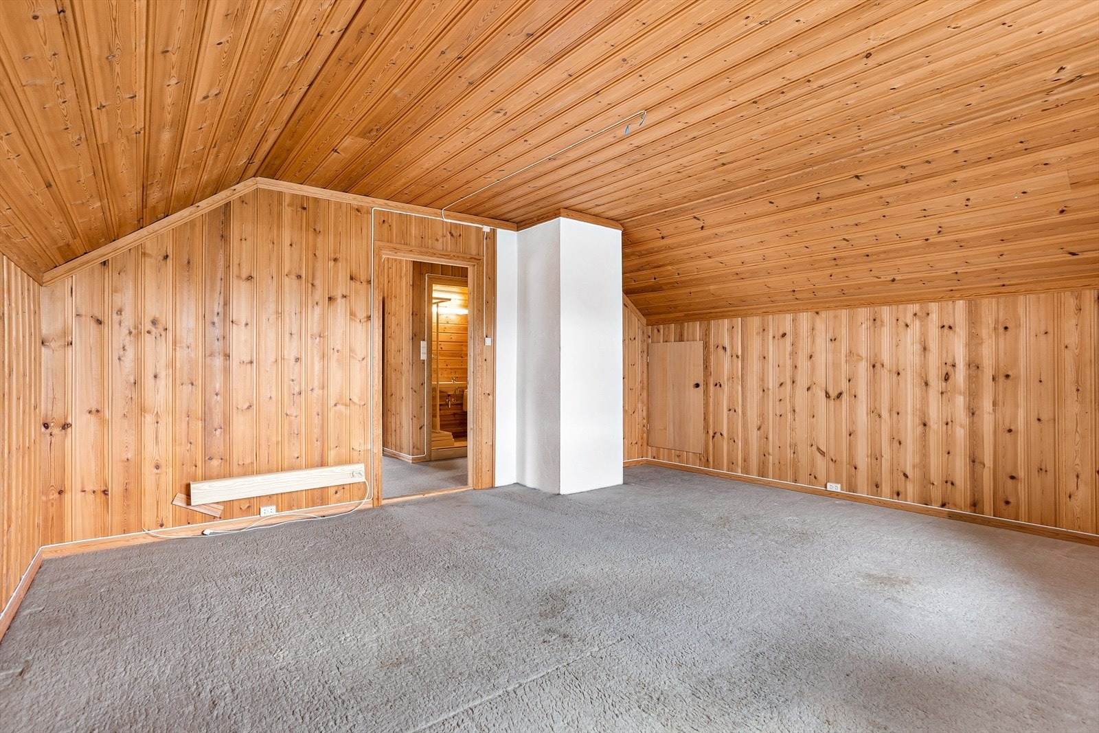 Soverom oppe. Galleribilde