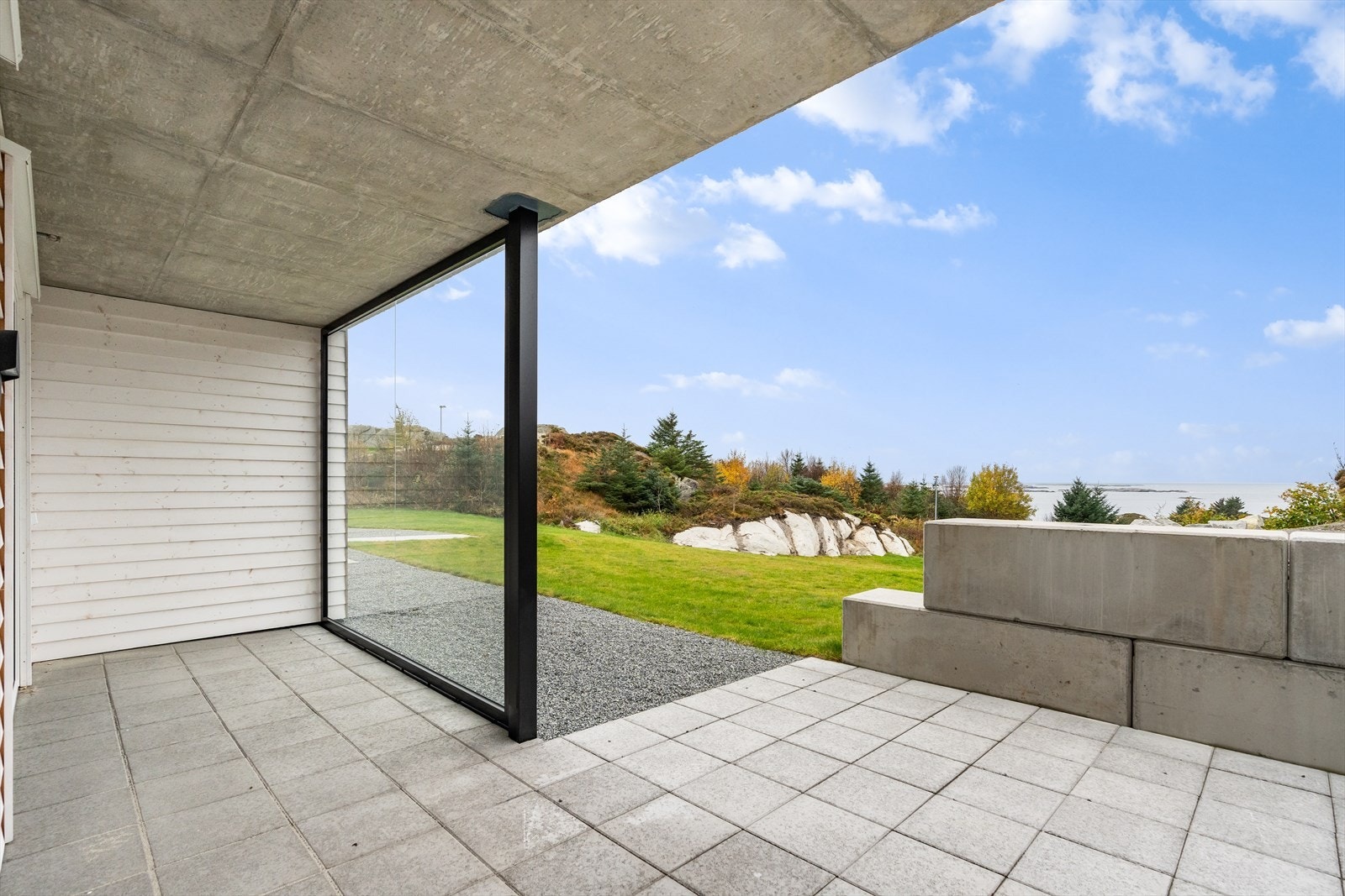 Denne boligen er perfekt for deg som ønsker en kombinasjon av komfort, stil og praktiske løsninger. Galleribilde