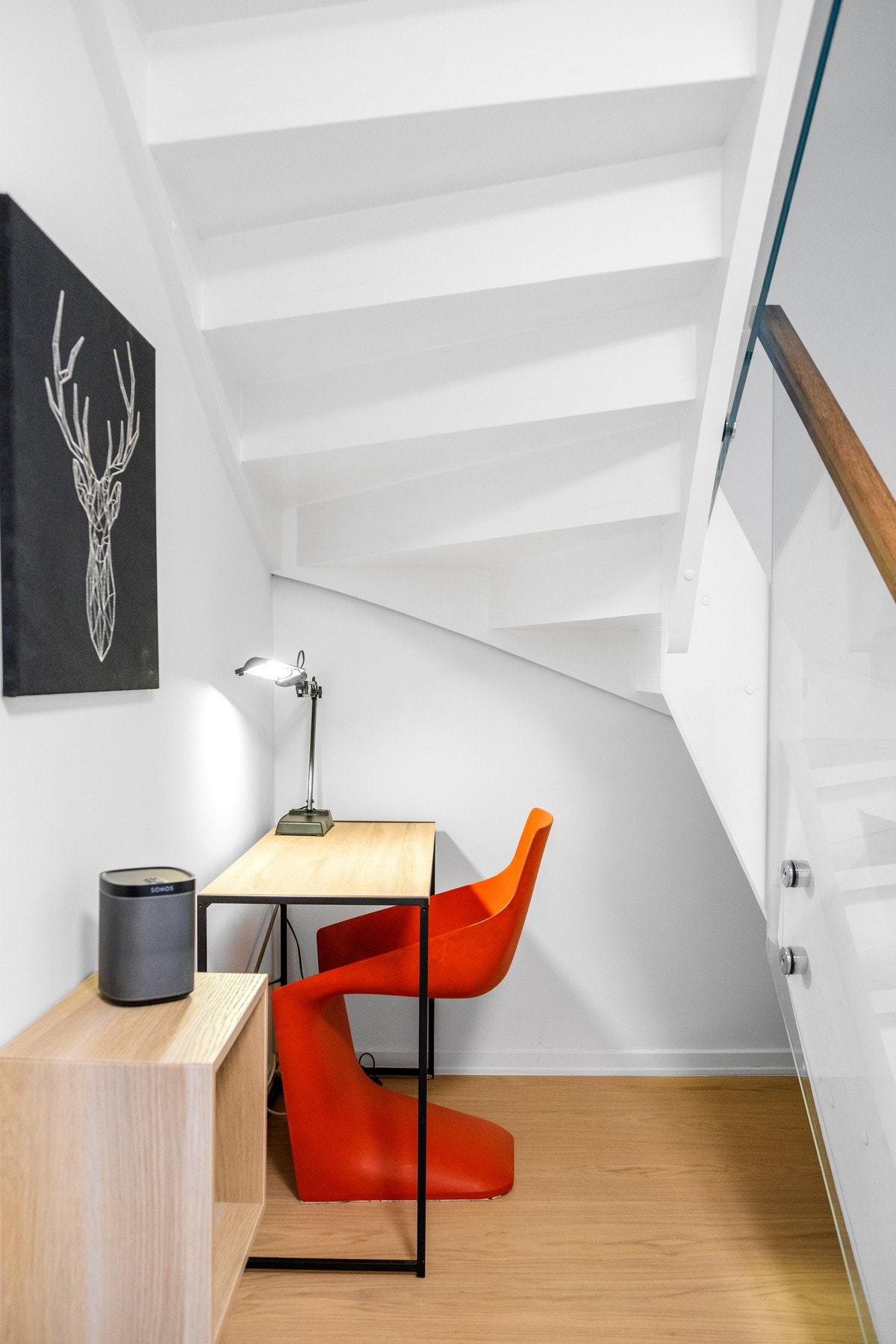 Mulighet for kontor under trappen. Galleribilde