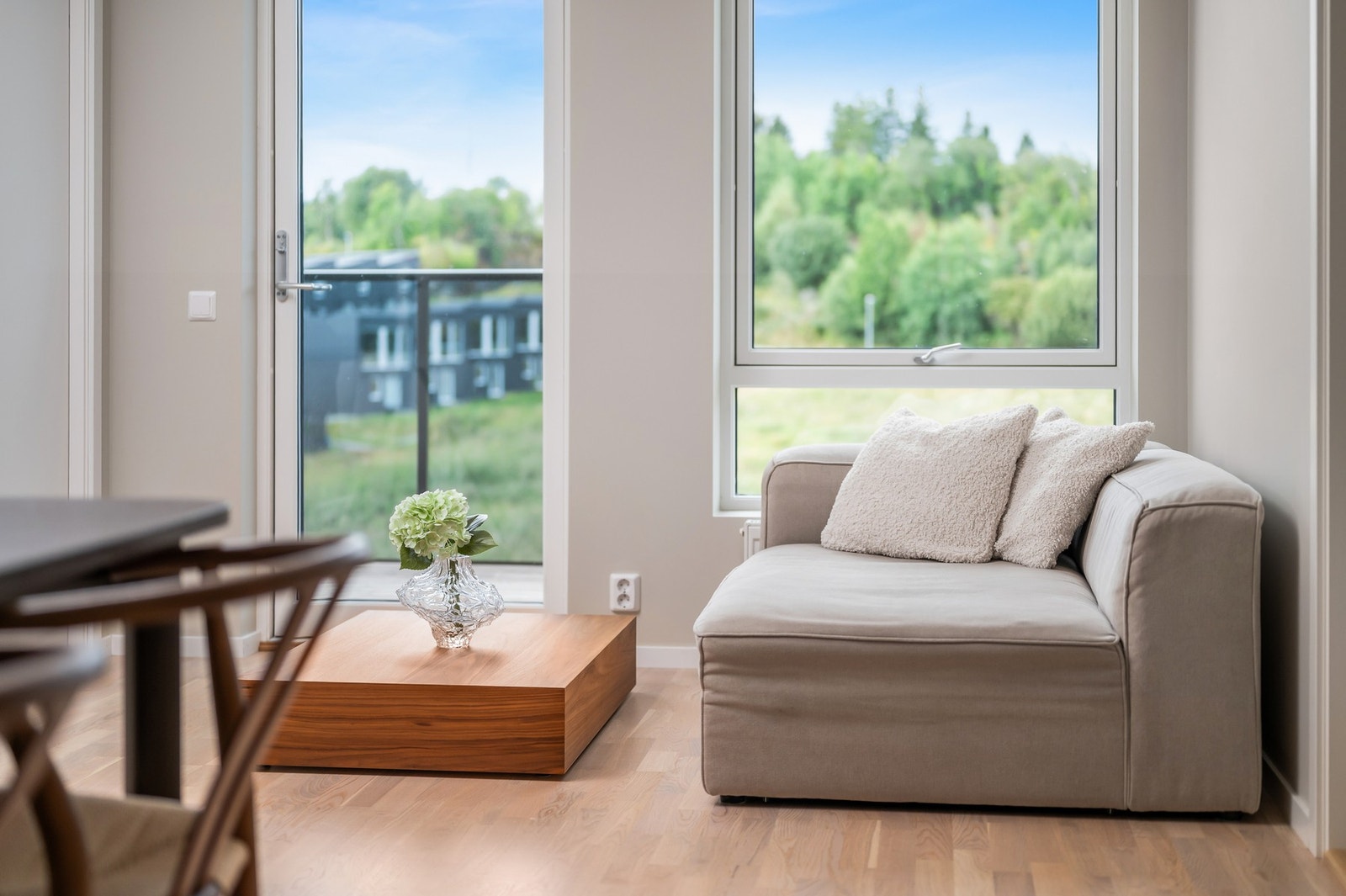 Til oppvarming i boligen er det elektrisk og fjernvarme. Galleribilde