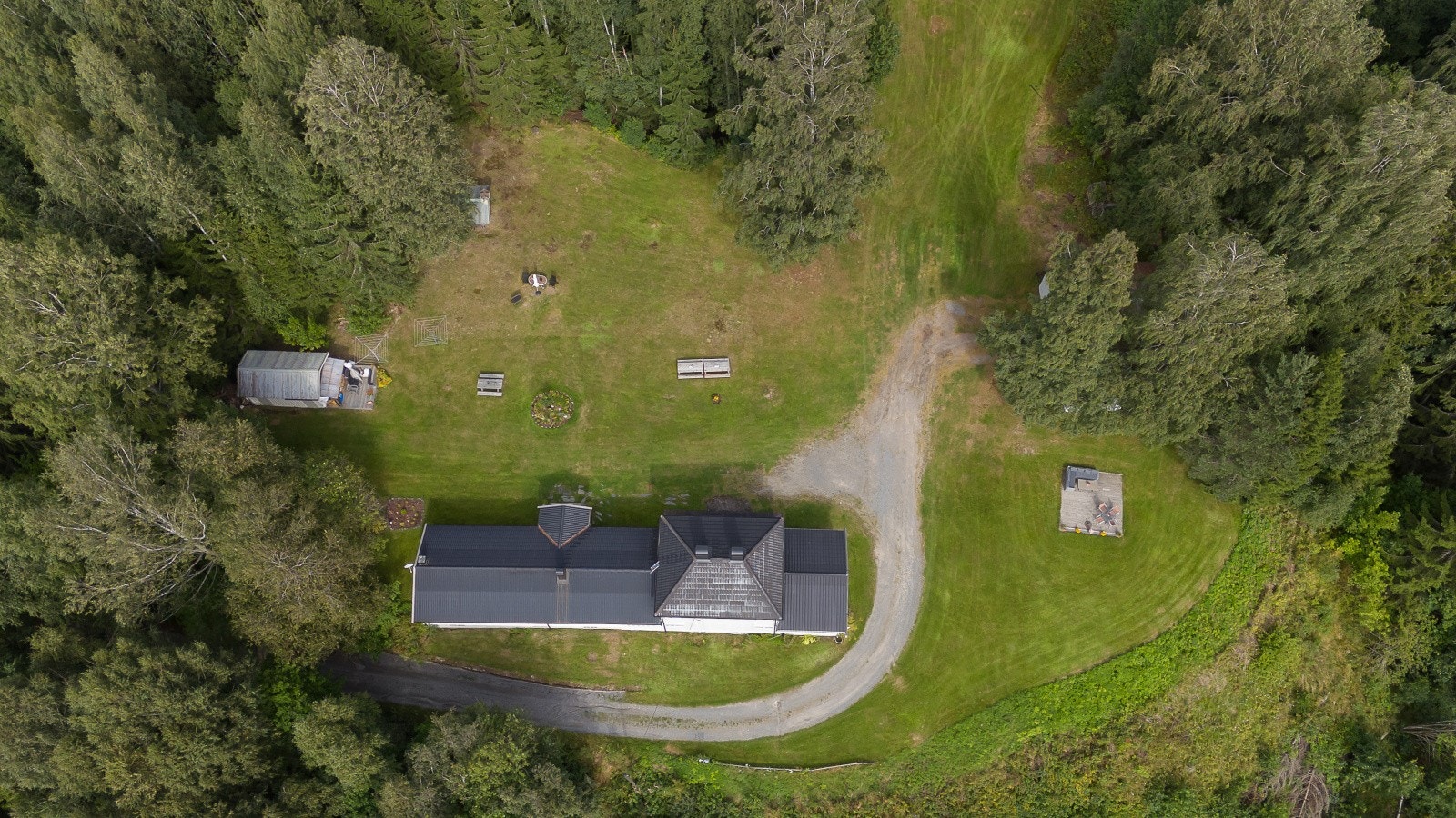 Oversikt over eiendommen! Galleribilde