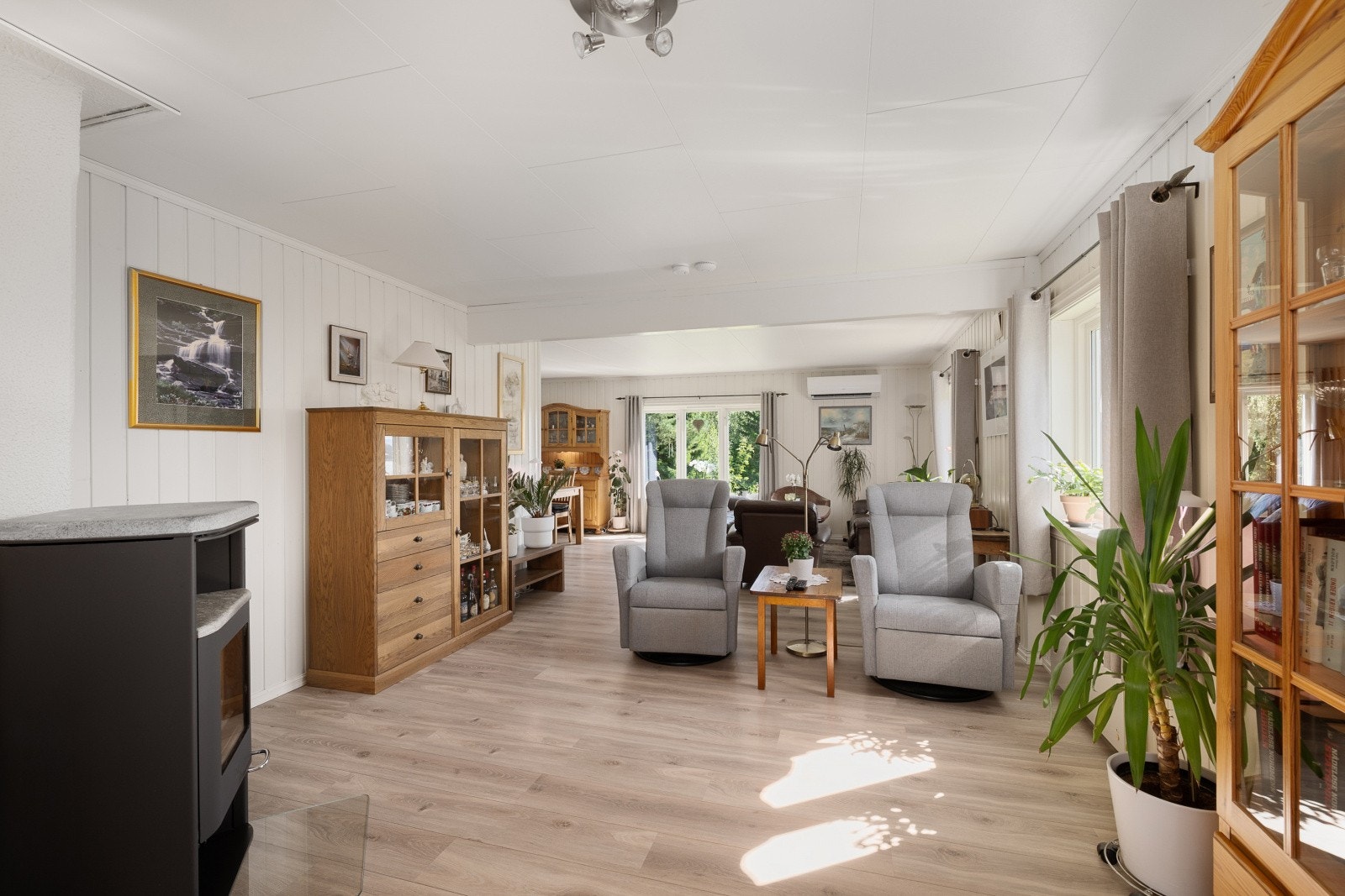 Stuen kan enkelt møbleres i flere soner! Galleribilde