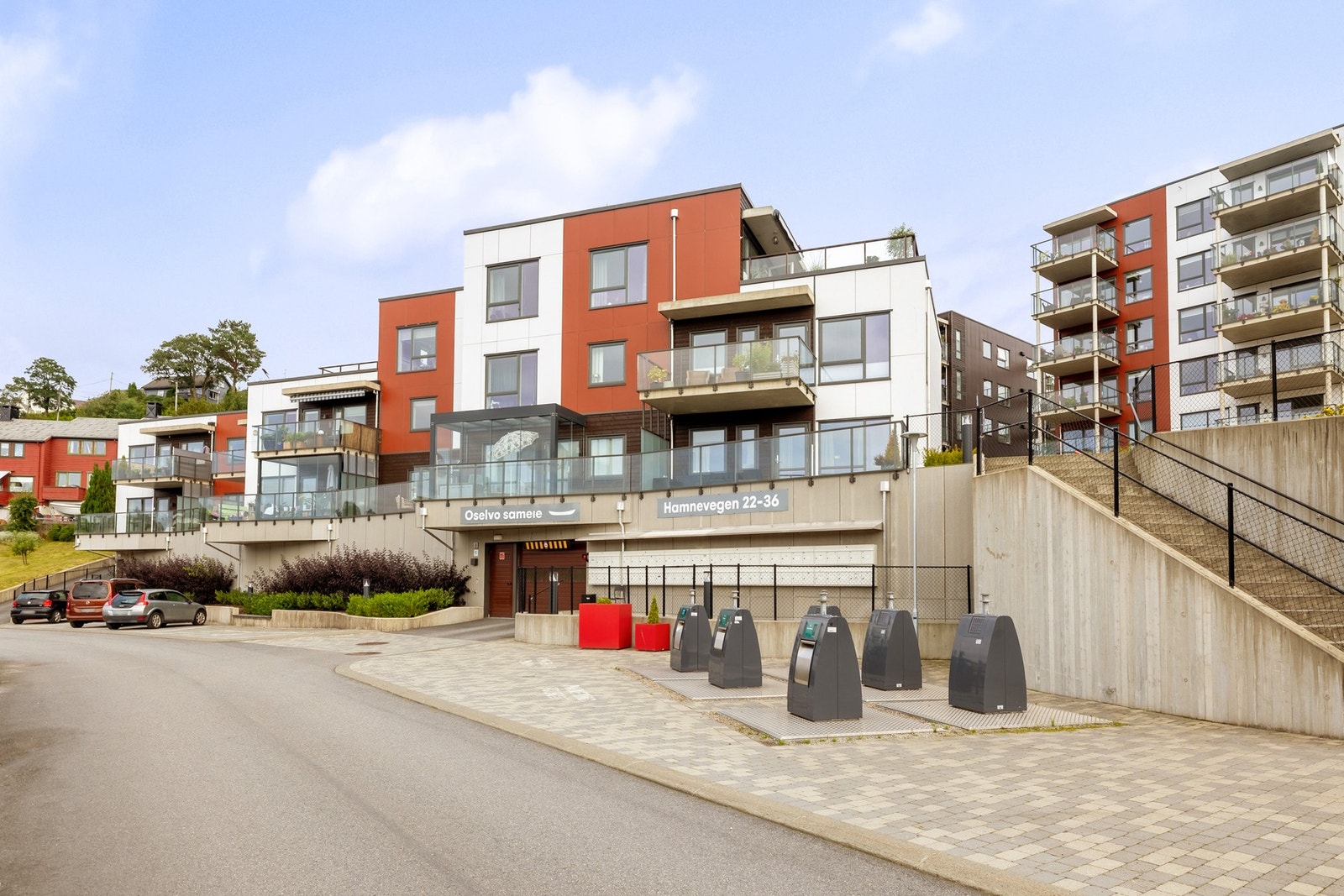 Leiligheten ligger i et nytt og moderne bygg som sto ferdig i 2022. Galleribilde