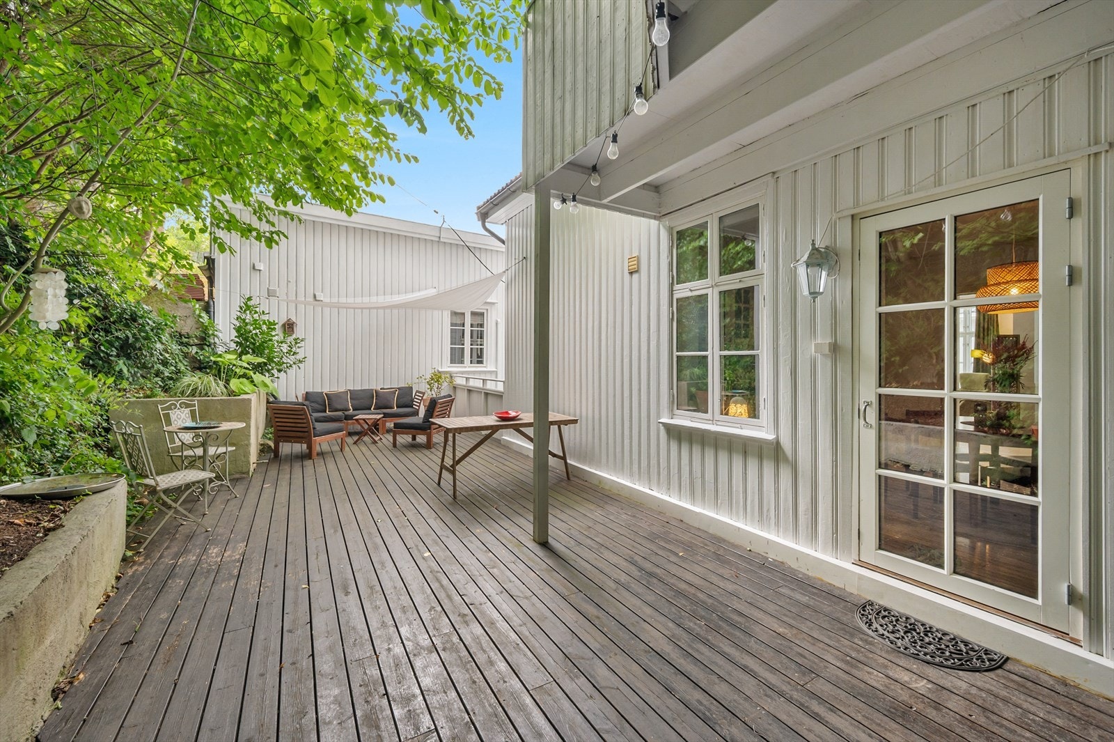 En flott uteplass midt i sentrum og likevel helt for deg selv. Galleribilde