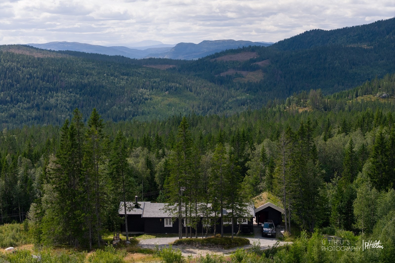 Velkommen til Brennkollveien 109 - en nydelig hytte på Norehammeren presentert av Bendik Blumenthal, ved Nordvik Hyttemegling! Galleribilde