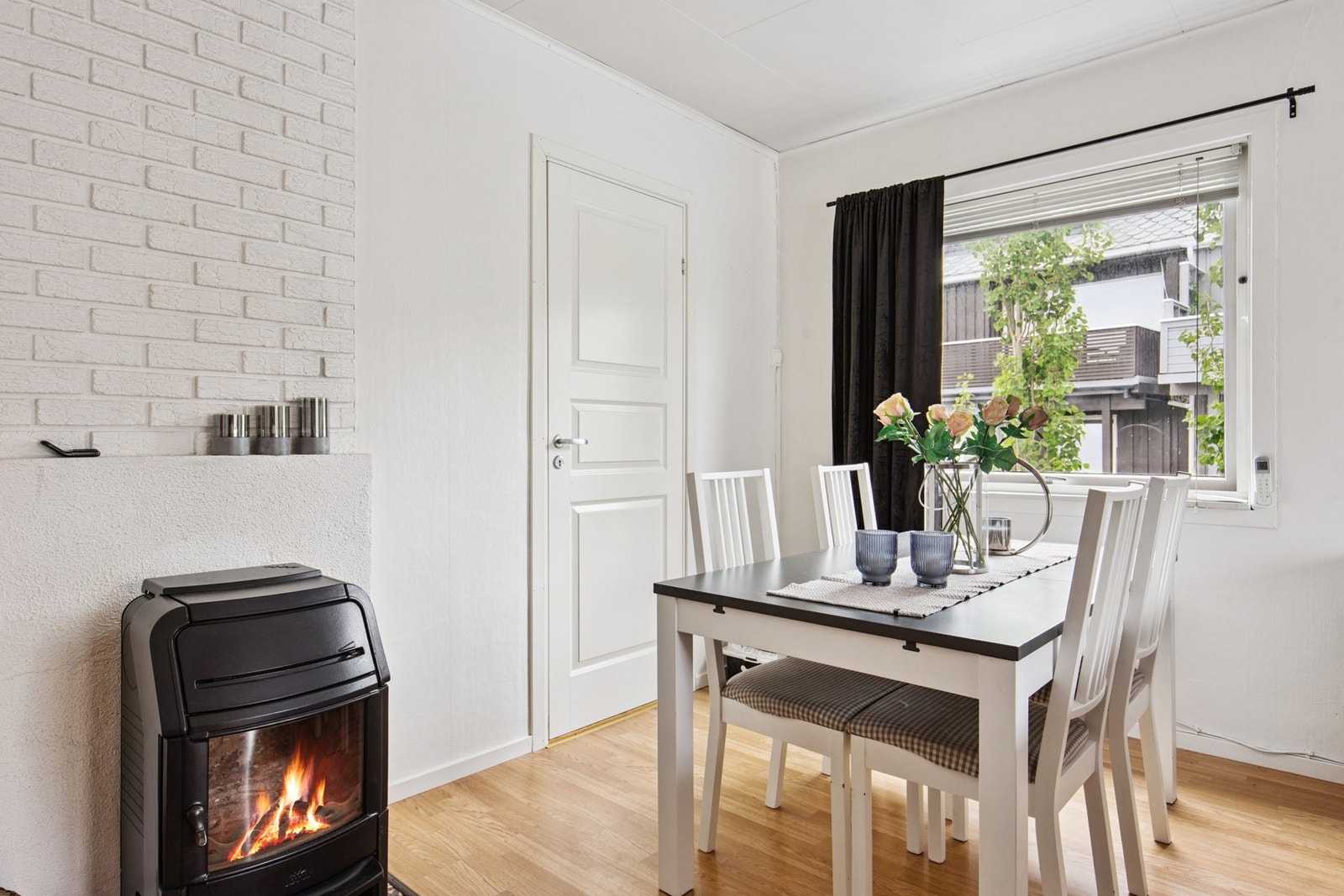 Stue 2. etasje Galleribilde