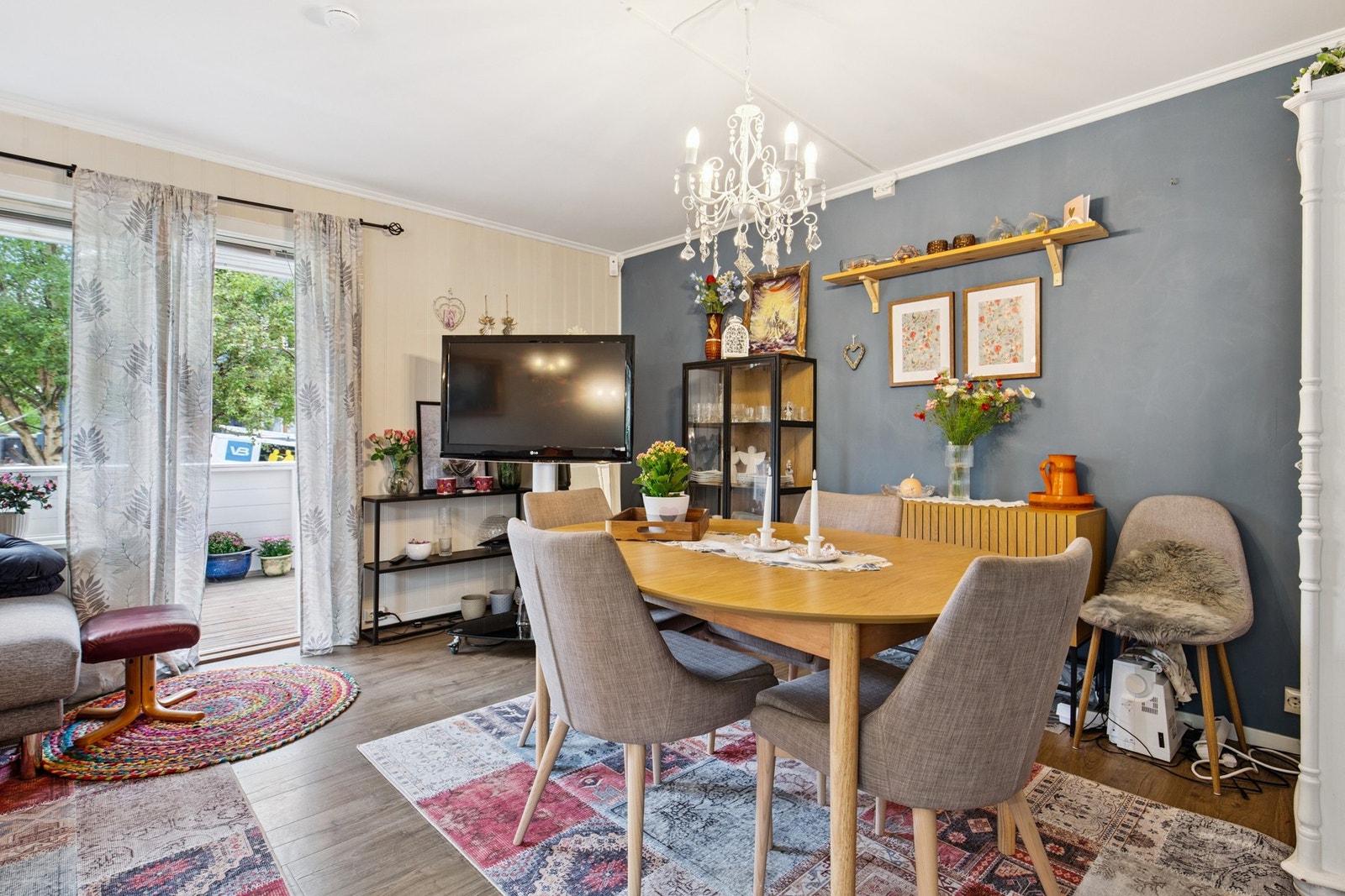 Stue 1. etasje Galleribilde