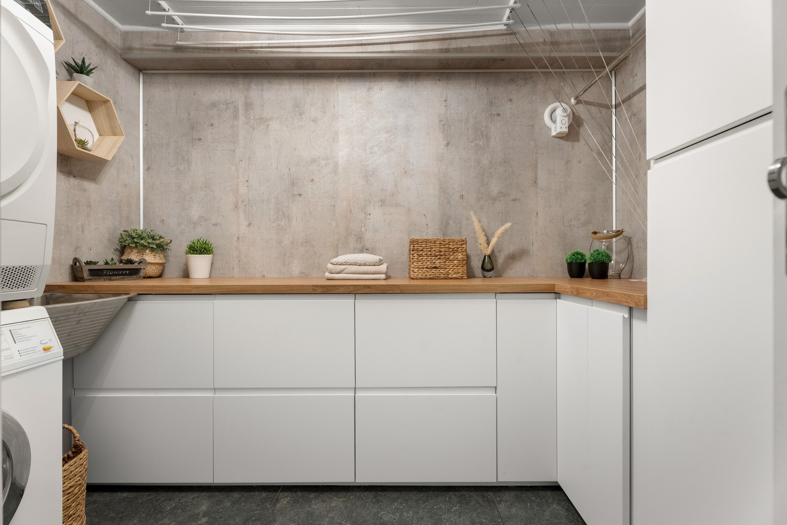 Innbydende og praktisk vaskerom. Galleribilde