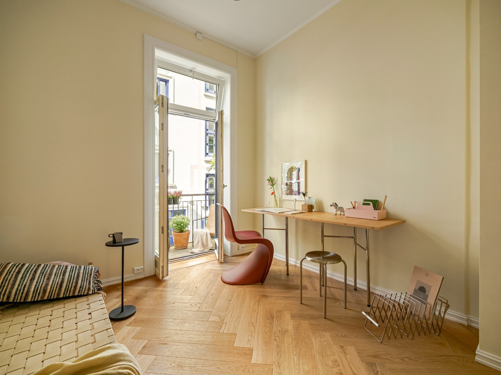 Dette har utgang til balkongen, og er perfekt som gjesterom eller kontor. Galleribilde