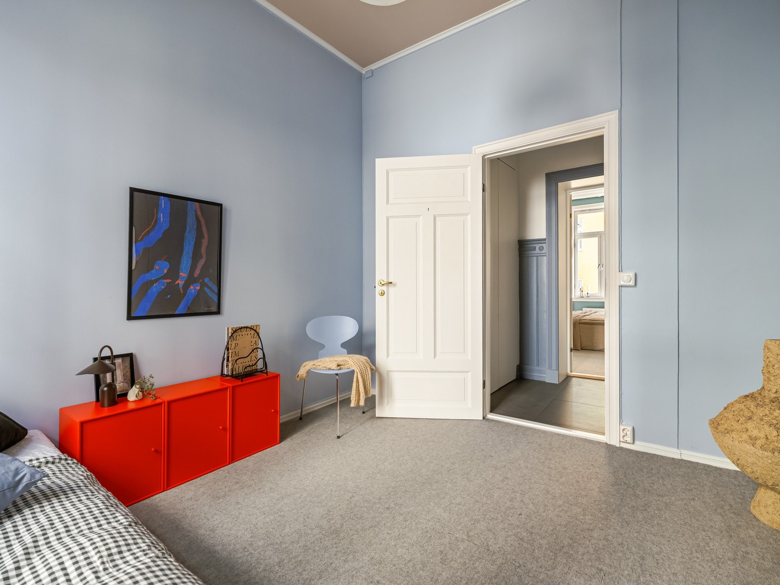 Dette er vendt mot bakgården, uten at det har så mye å si når Herman Foss gate er så stille som den er. Galleribilde