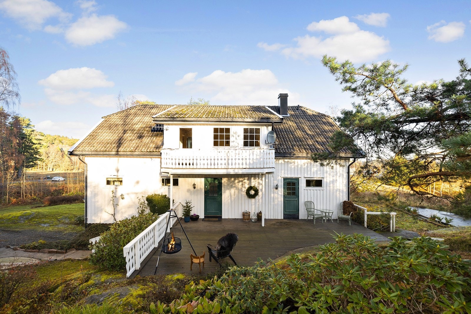 Her ligger alt til rette for å realisere drømmen om et moderne og funksjonelt hjem i fantastiske omgivelser. Galleribilde