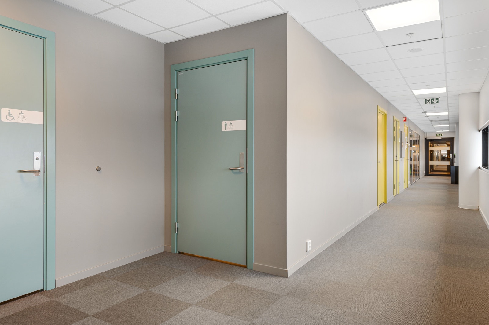 Felles garderobe ifbm. treningsrom Galleribilde