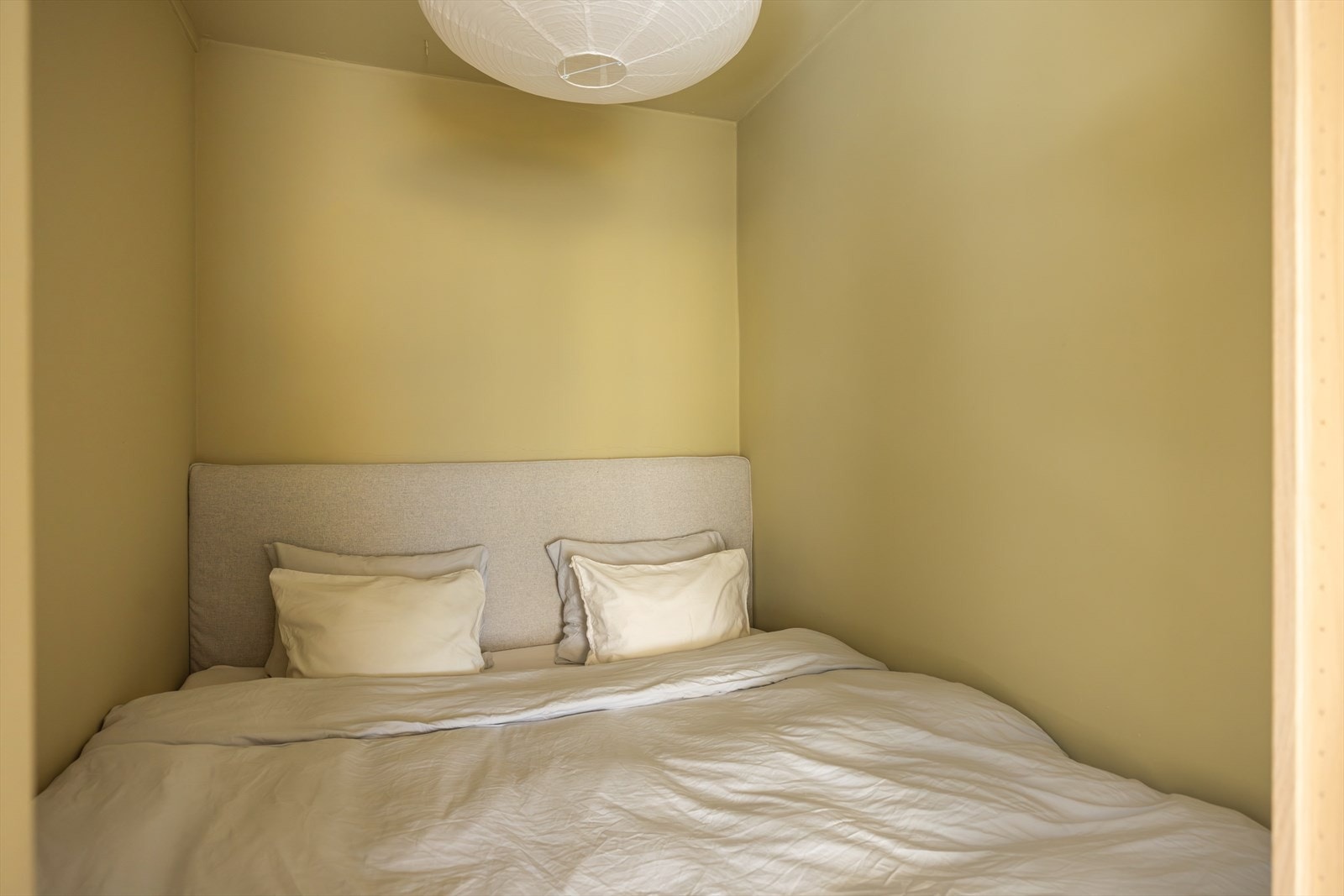 Her har du plass til en 180 dobbeltseng. Galleribilde