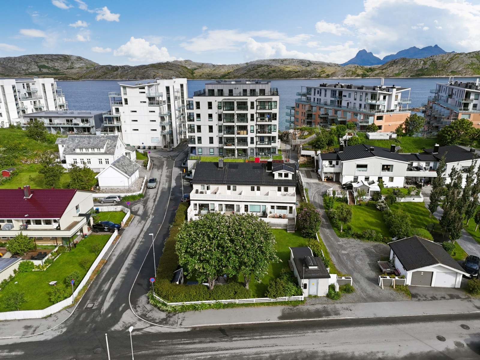 Boligen ligger i et populært boligområde. Galleribilde