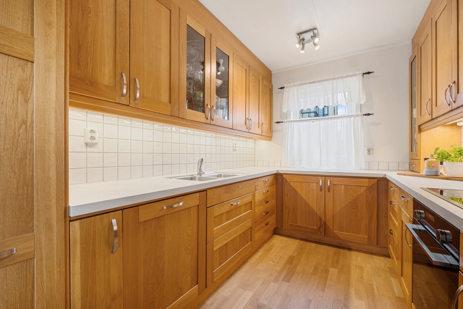 Kjøkken. Galleribilde