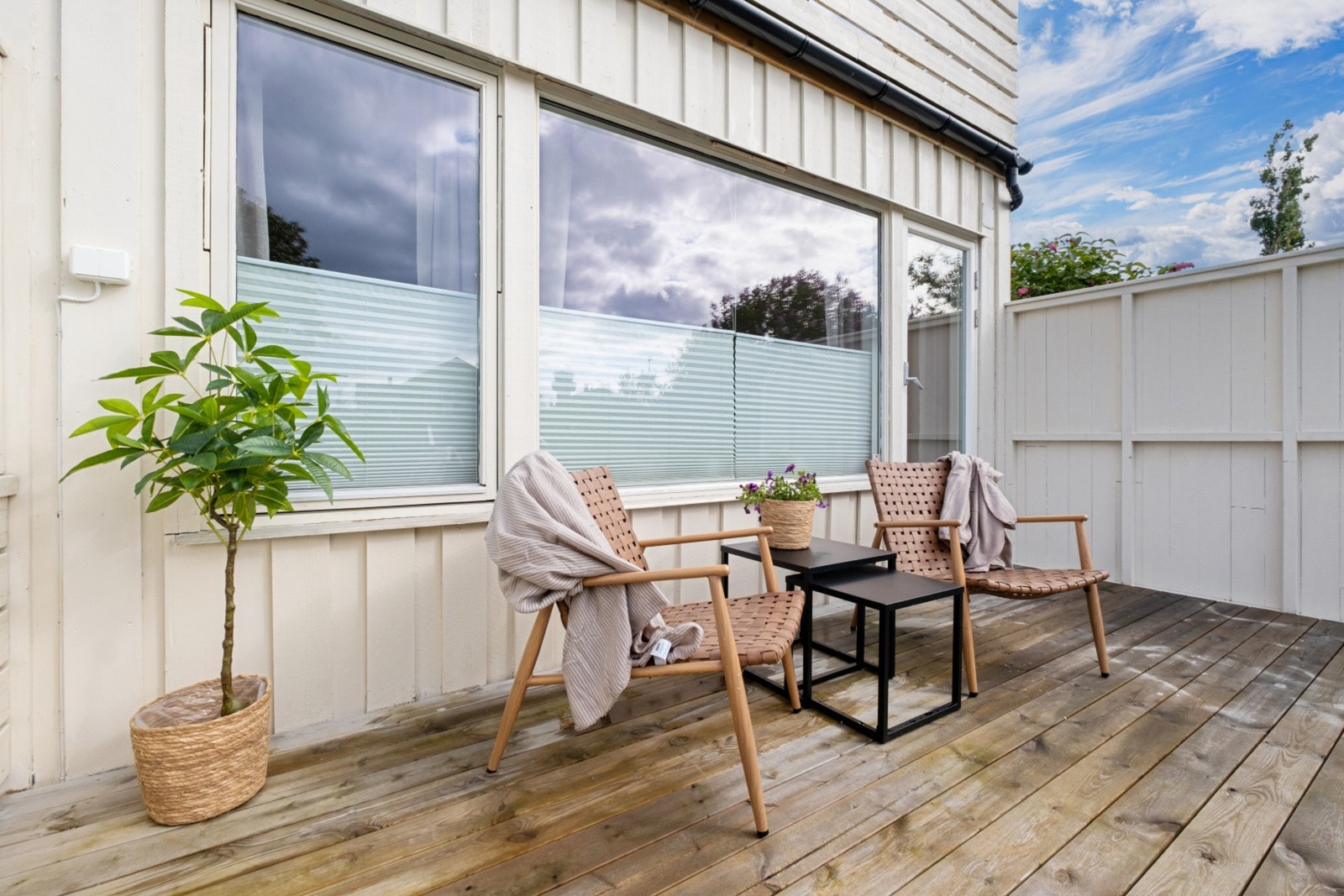 Terrasse. Galleribilde