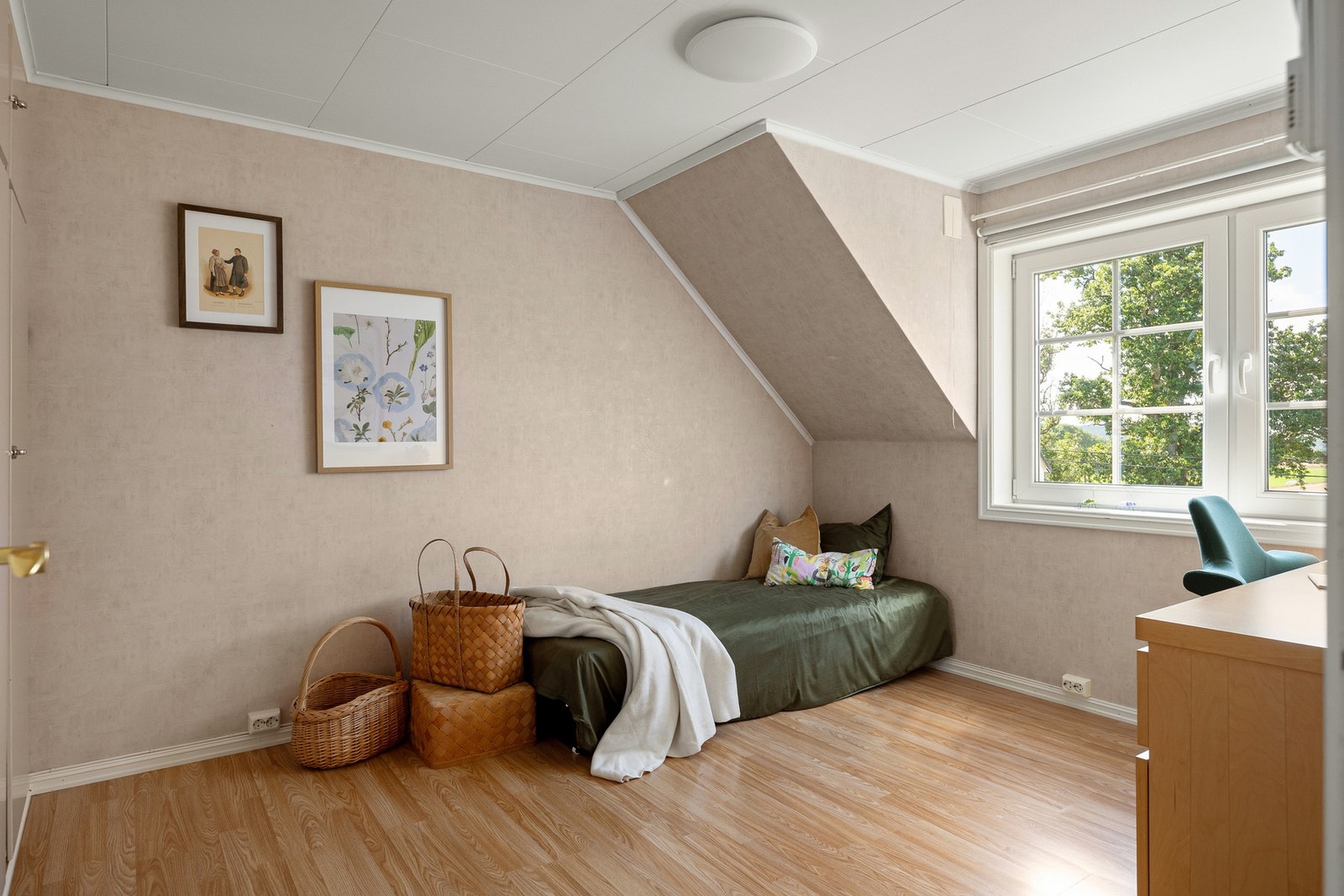 Soverom III - egner seg også godt som kontor, hobbyrom eller gjesterom - alt etter behov. Galleribilde