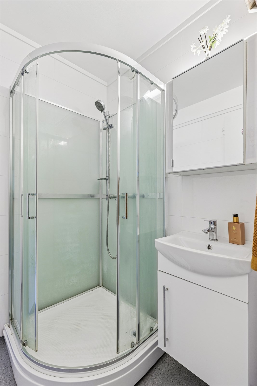 Bad pusset opp i regi av borettslag og eier i 2022. Galleribilde