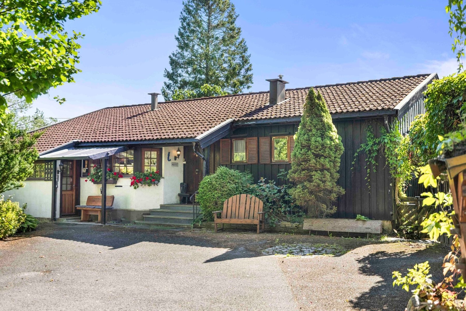 En innholdsrik enebolig med stort potensial - perfekt for deg som vil skape ditt eget drømmehjem! Galleribilde