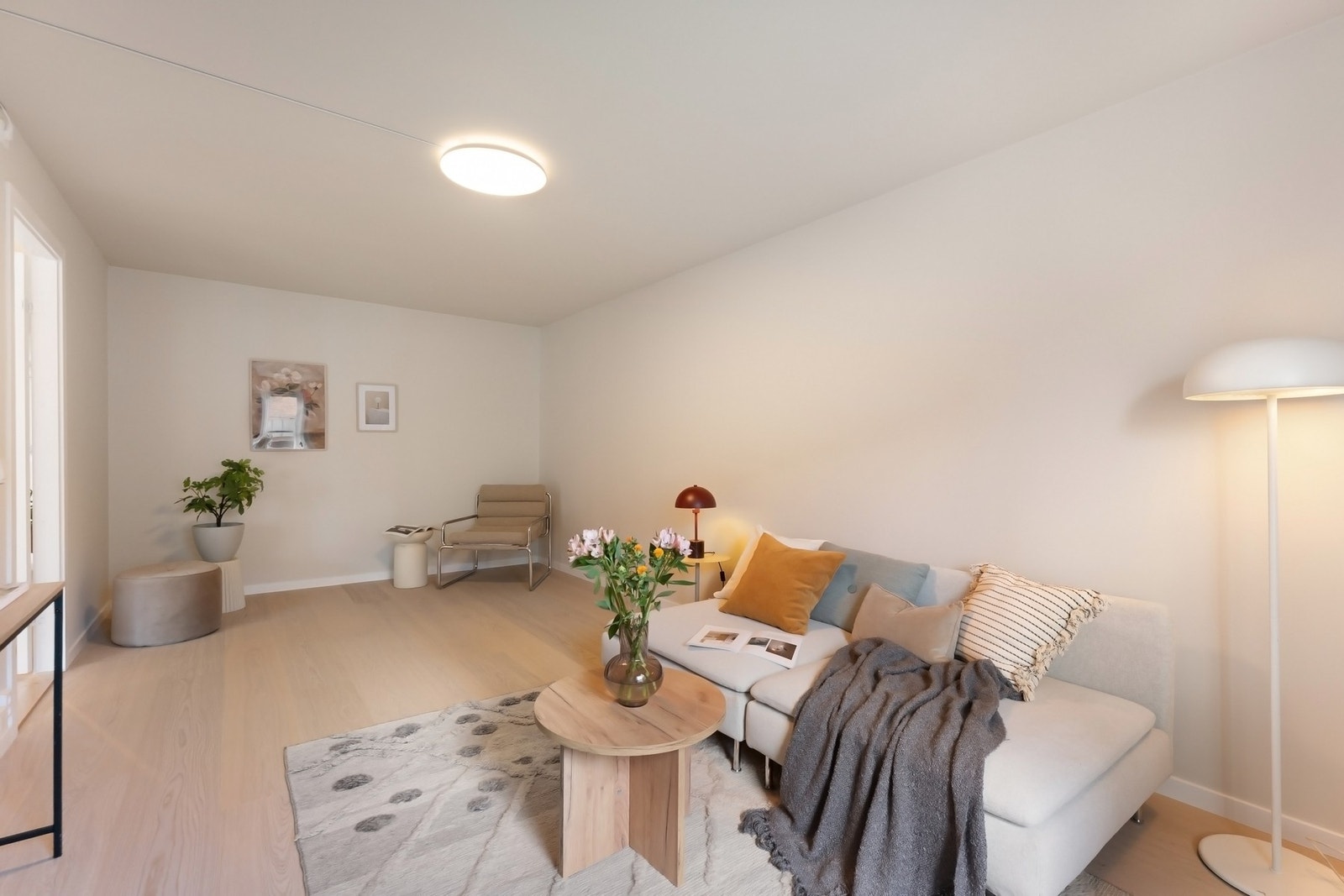 TV-stue/ soverom. Galleribilde