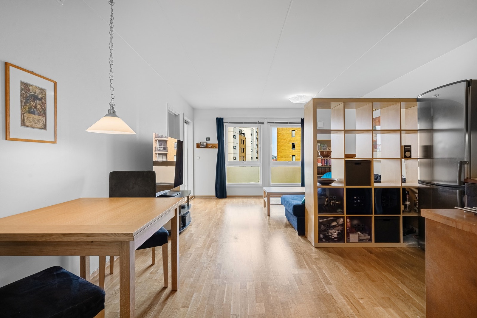 På kjøkkenet er det plass til ønsket spisemøblement. Galleribilde