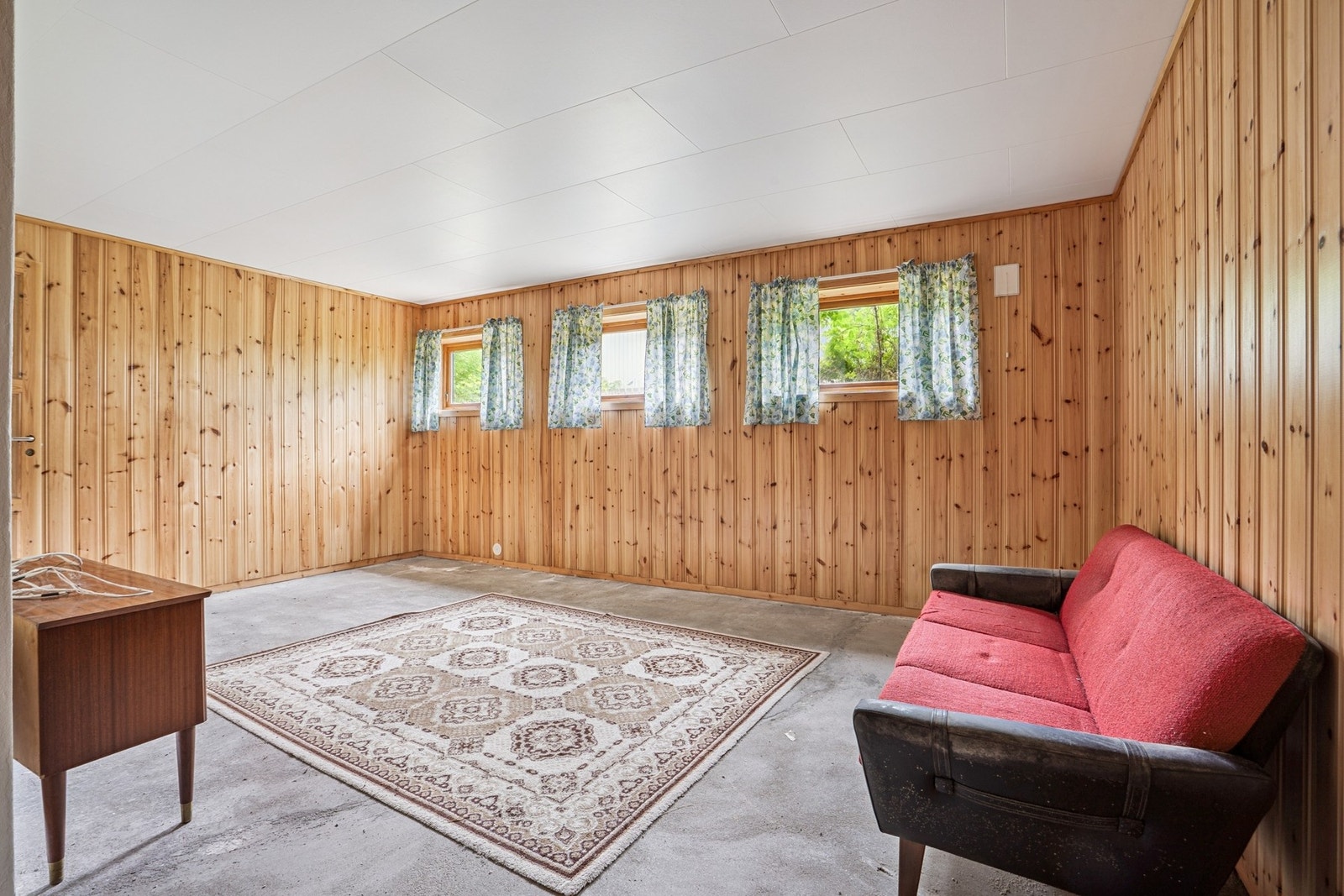 Stue og kjeller Galleribilde