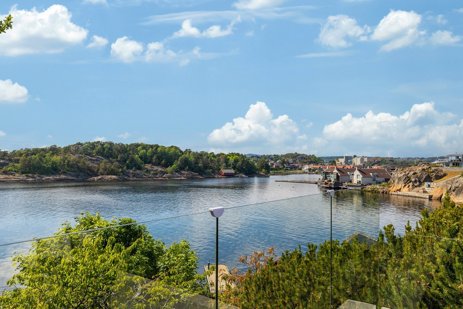 Utsikten fra eiendommen er ikke annet enn misunnelsesverdig. Galleribilde