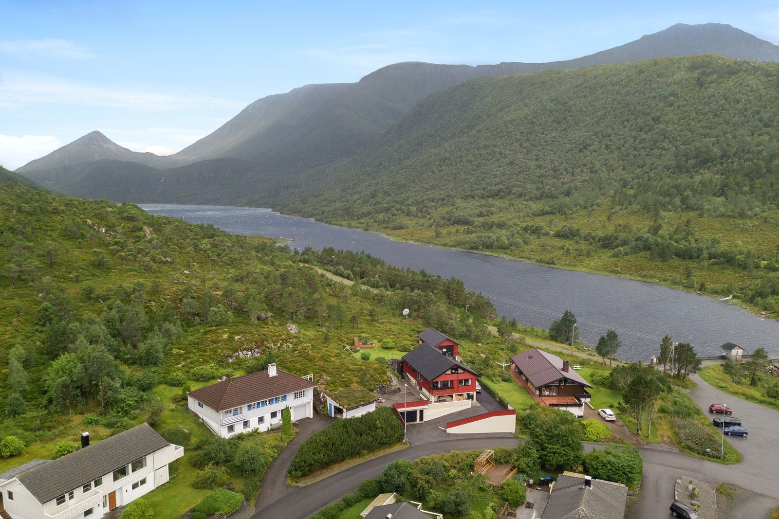 Flotte turområder rett utenfor egen stuedør, for eksempel langs Synnalandsvatnet. Galleribilde