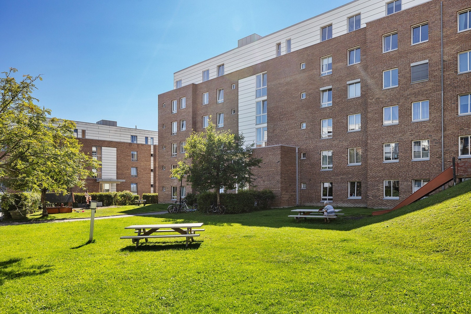 Borettslagets fellesområder er pent opparbeidet. Galleribilde