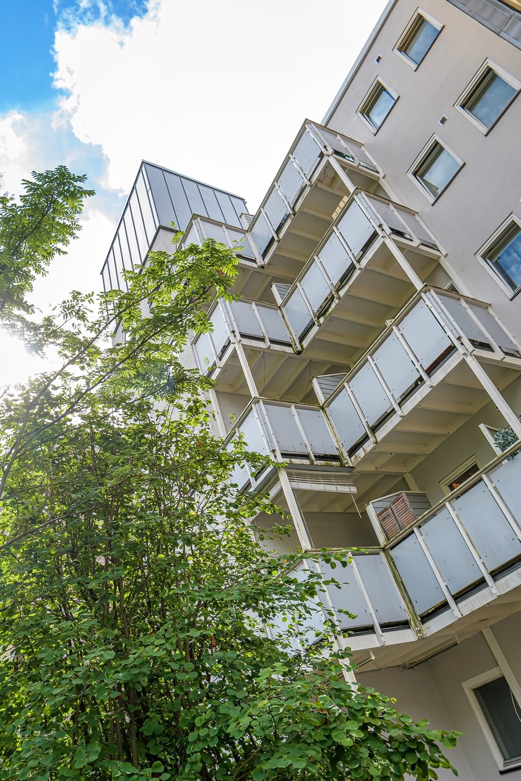 I tillegg til god lagringsplass i leiligheten, disponerer leiligheten en kjellerbod Galleribilde