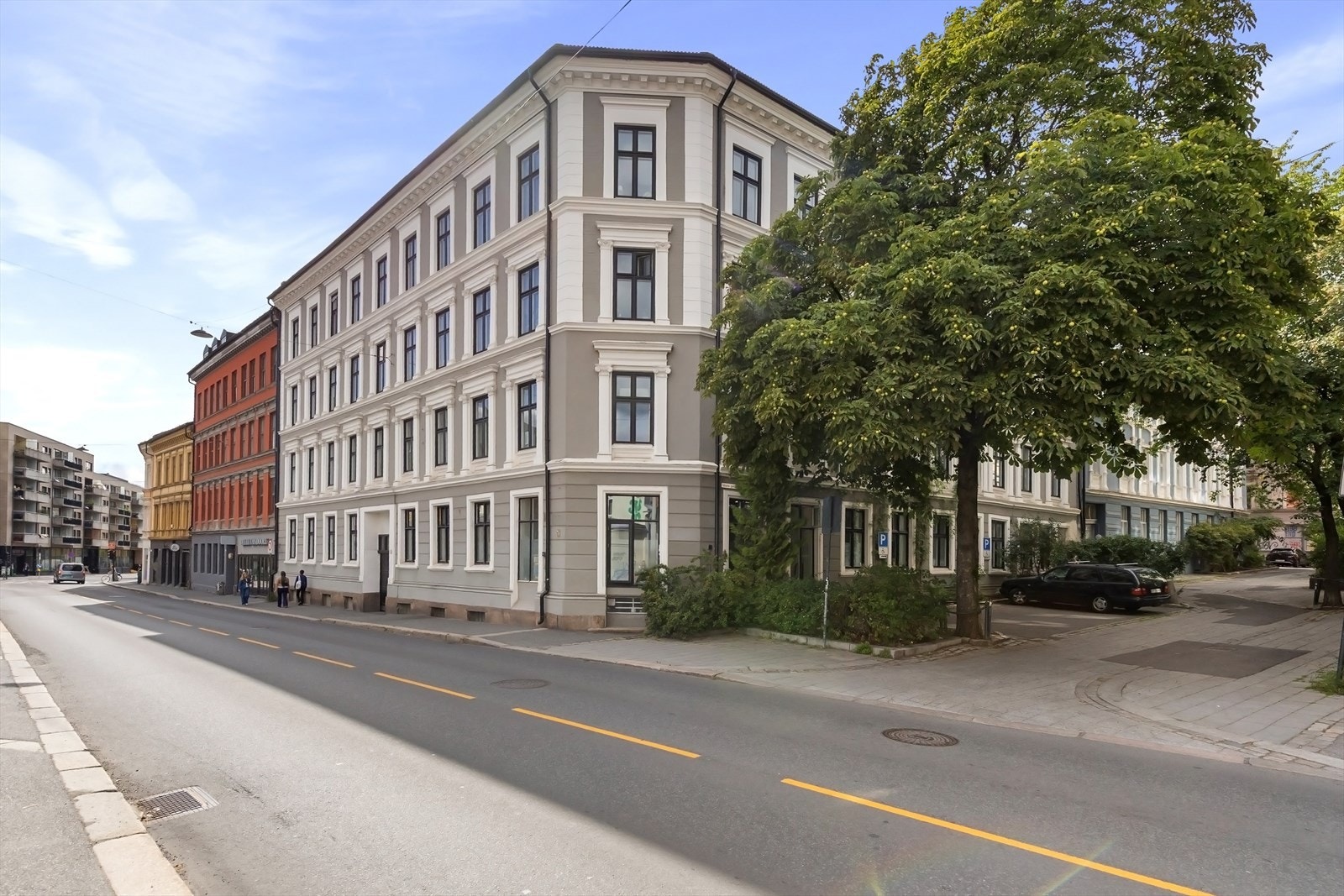 Fasade. Galleribilde