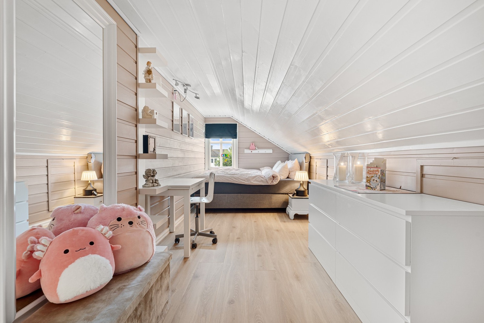 Soverom loft Galleribilde