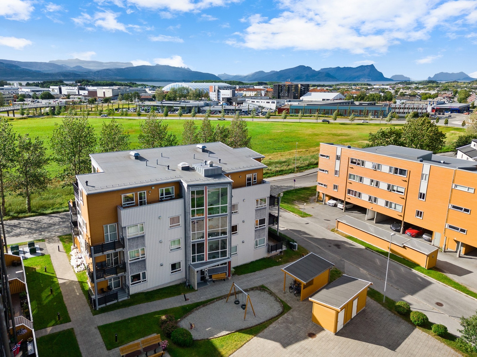 Hovdetunet borettslag ligger meget fint til på Hovdejordet. Galleribilde
