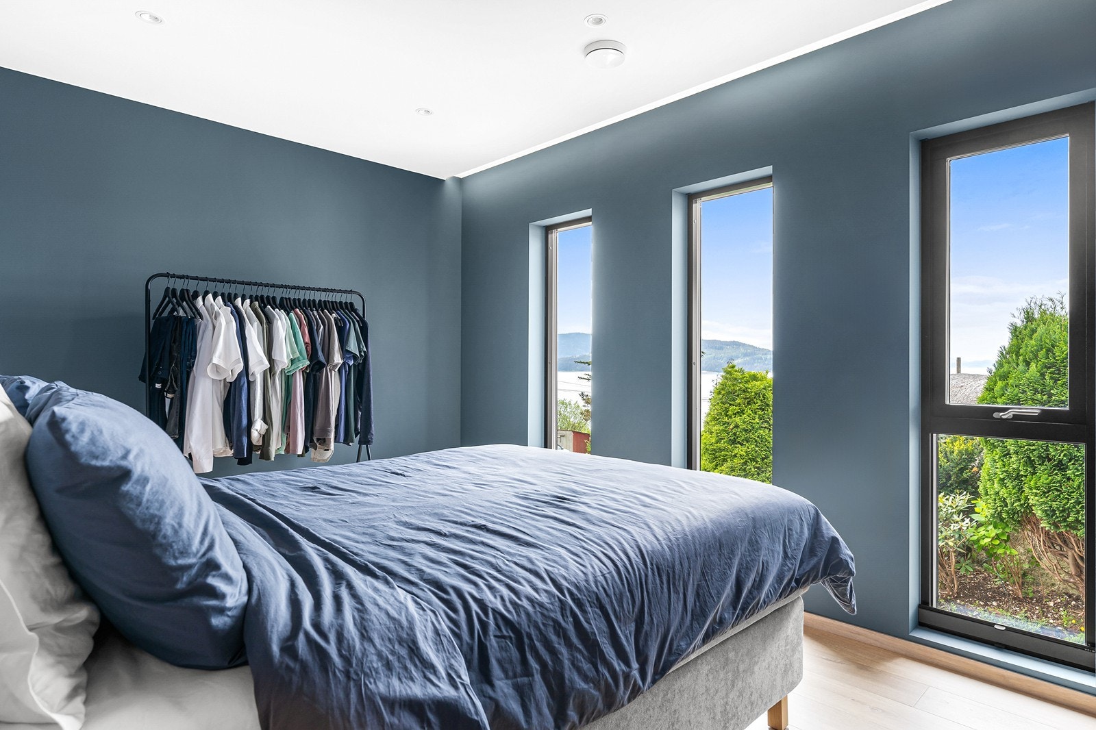 - Boligen har 3 soverom av god størrelse - Galleribilde