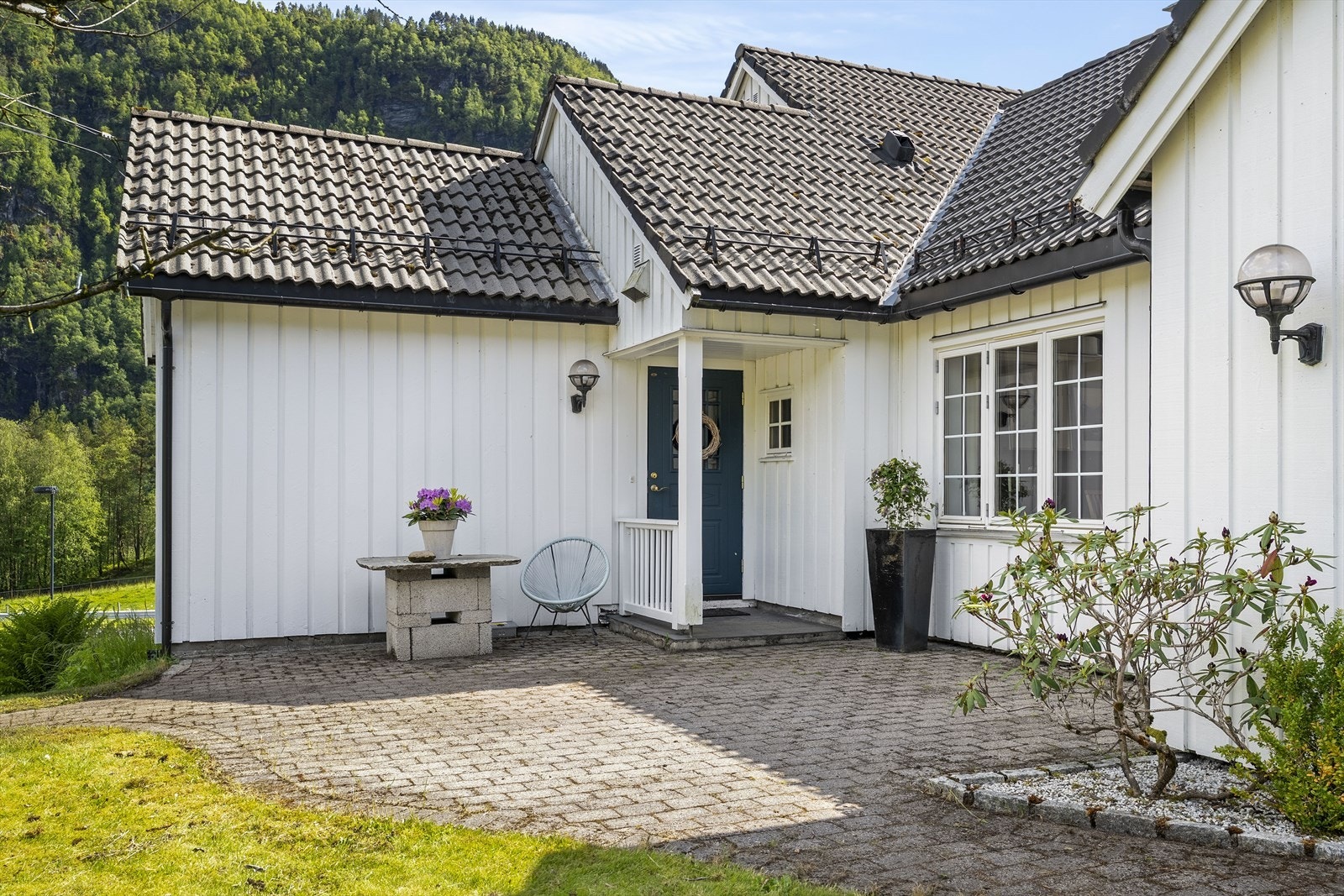 Velkommen til Farsundvegen 1! Galleribilde