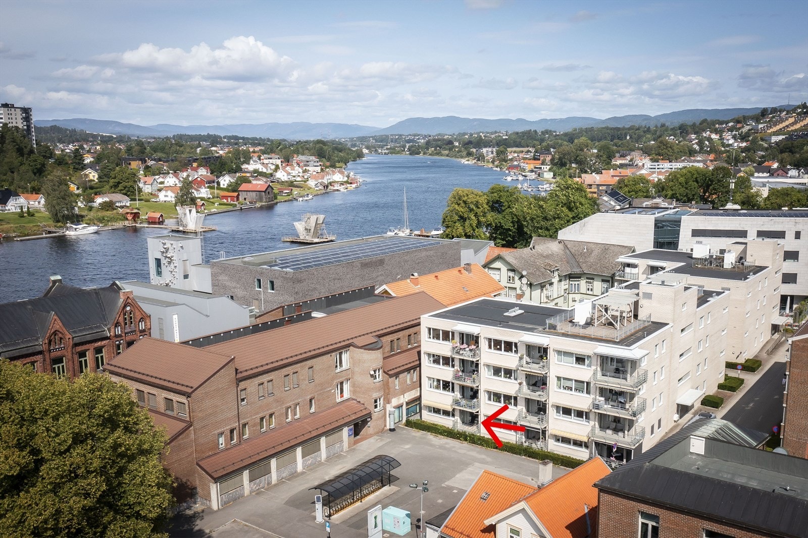 Eiendomsmegler Norge ved Atle Rex Lundgren presenterer andelsleilighet i Rådhusgata 8 Galleribilde