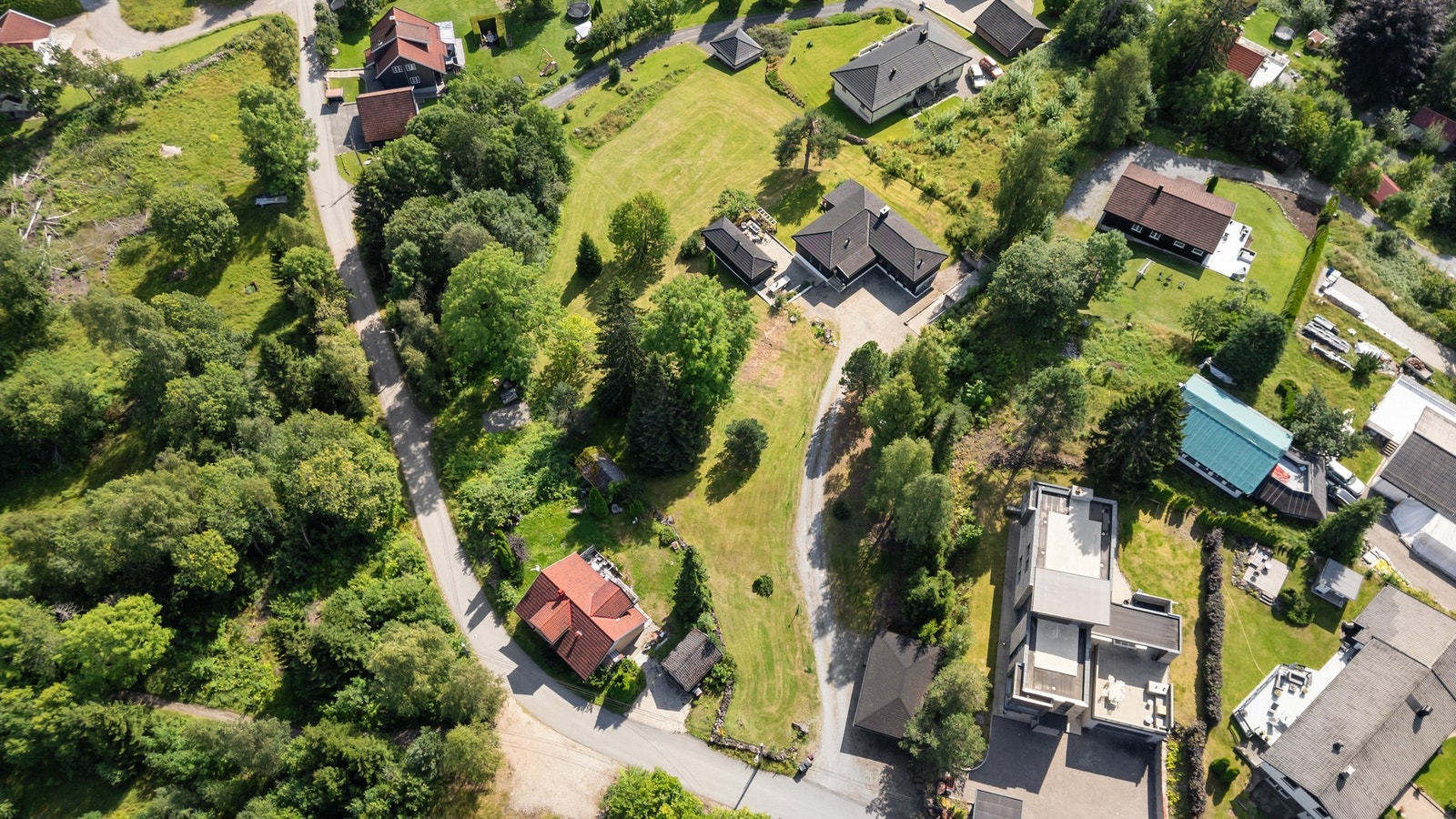 Eiendommen ligger i et attraktivt boligområde på Konnerud Galleribilde