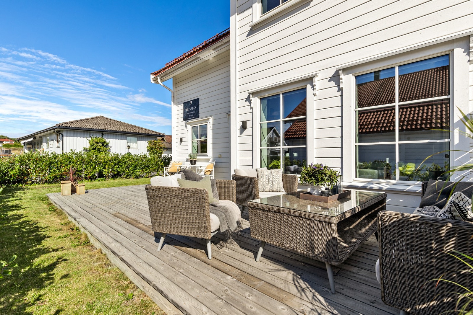 Her er det fin plass til å innrede med ønsket utemøblement Galleribilde