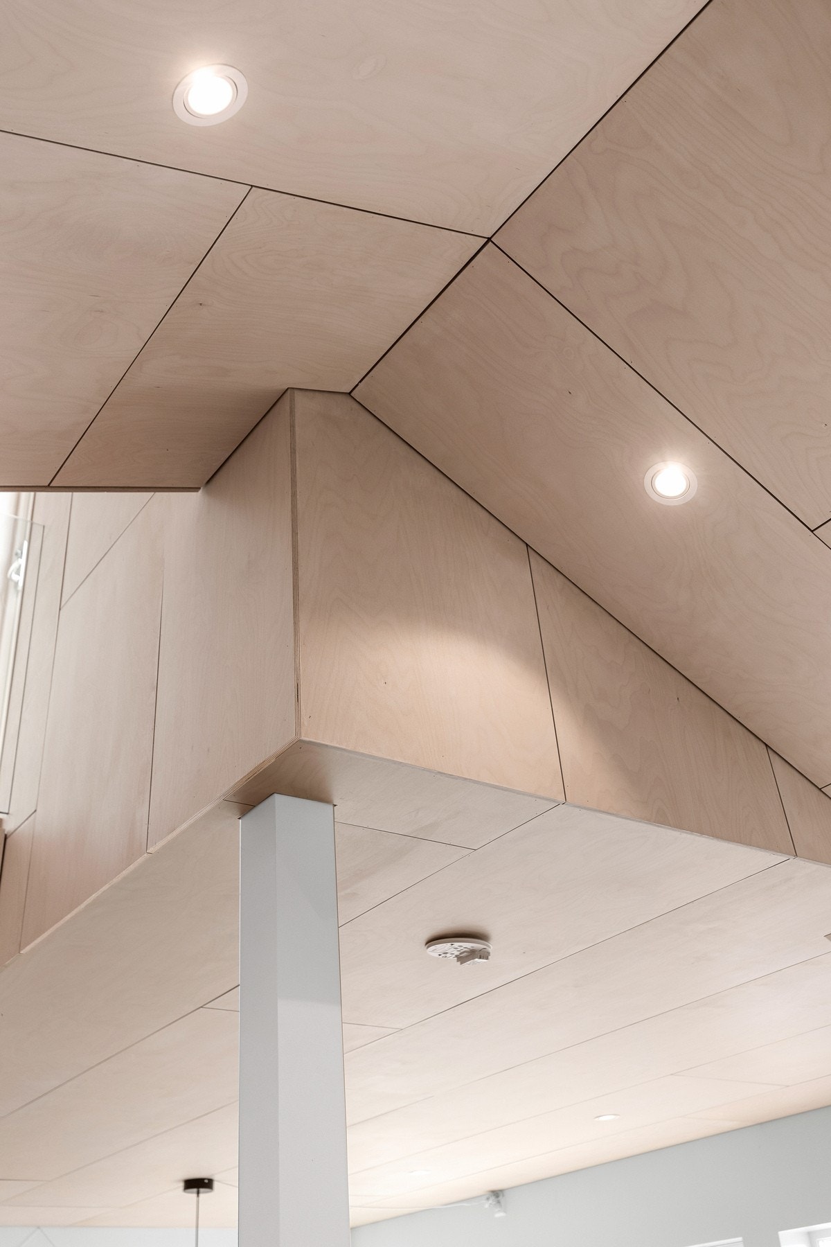 Downlights i himling. Galleribilde