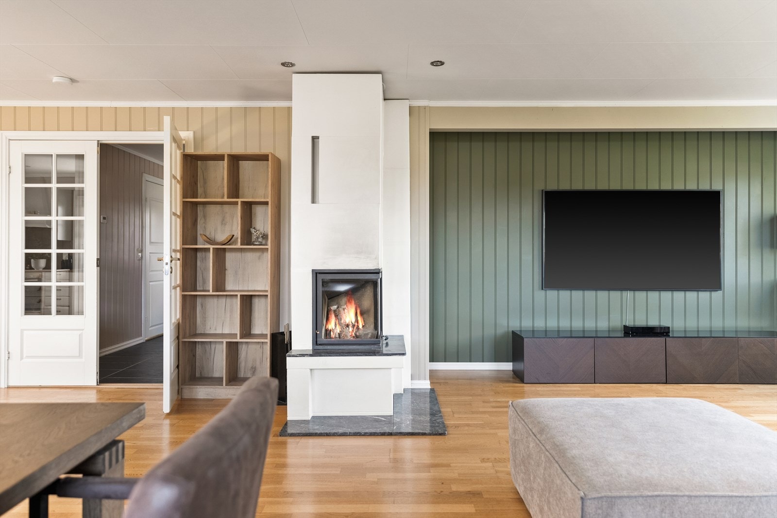 Peisovn i stue gir en lun følelse til rommet. Galleribilde