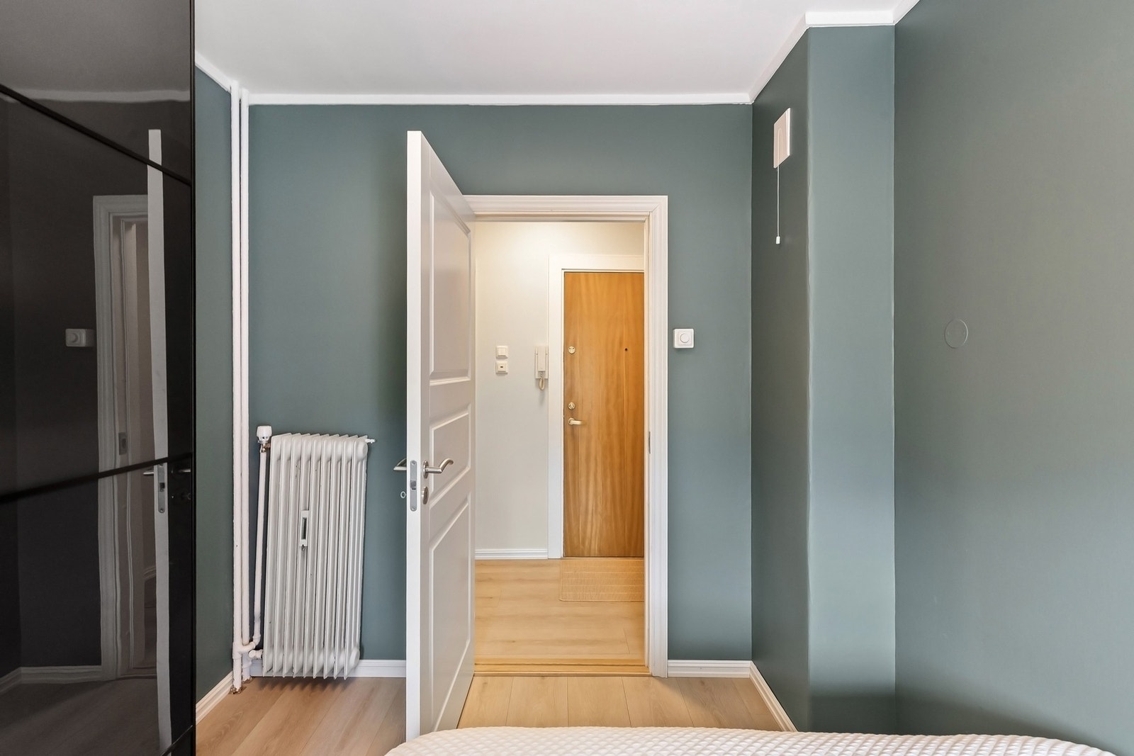 Det er plass til ytterligere oppbevaring som kommodeløsning e.l. ønskelig. Galleribilde