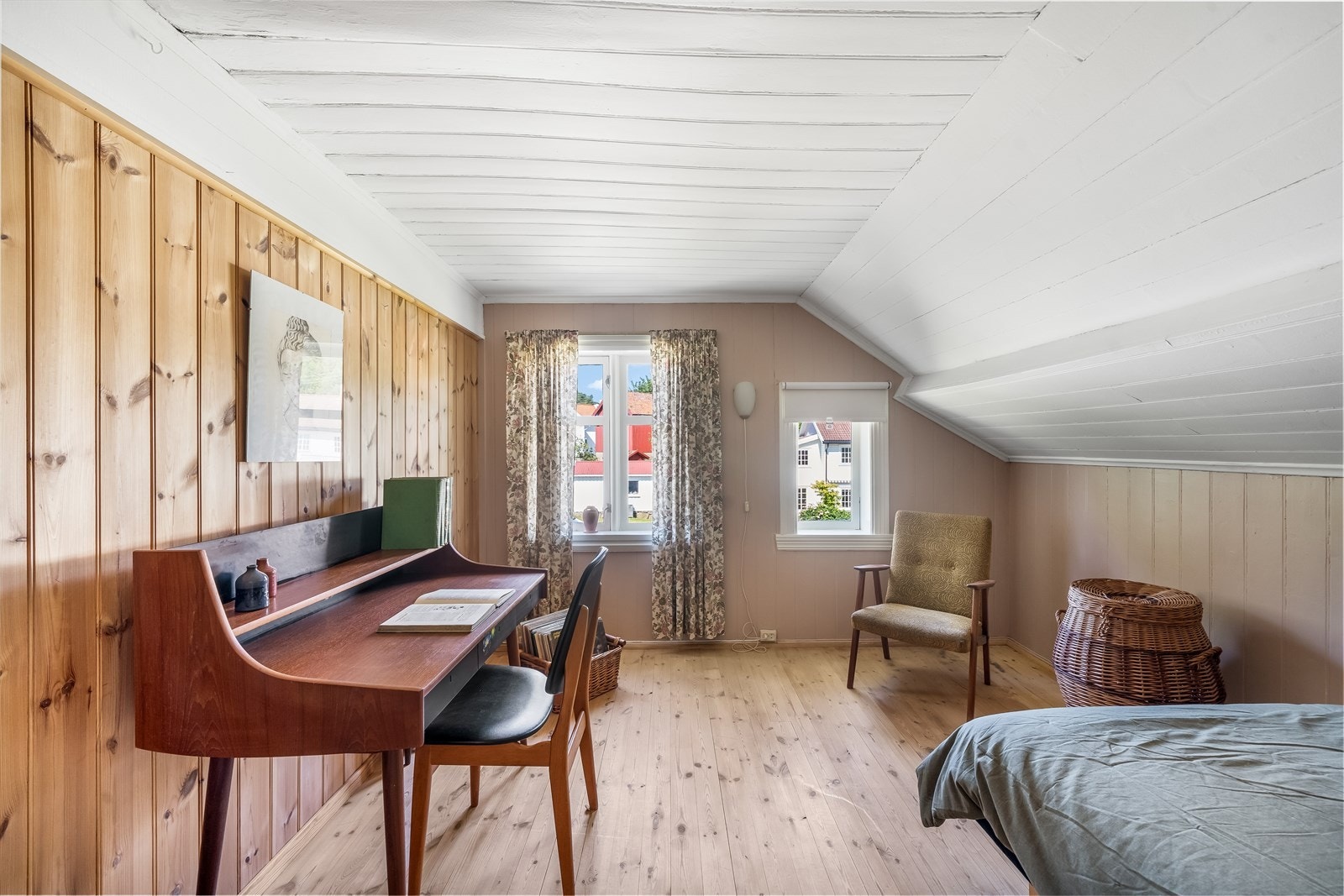 Soverom på loftet. Galleribilde