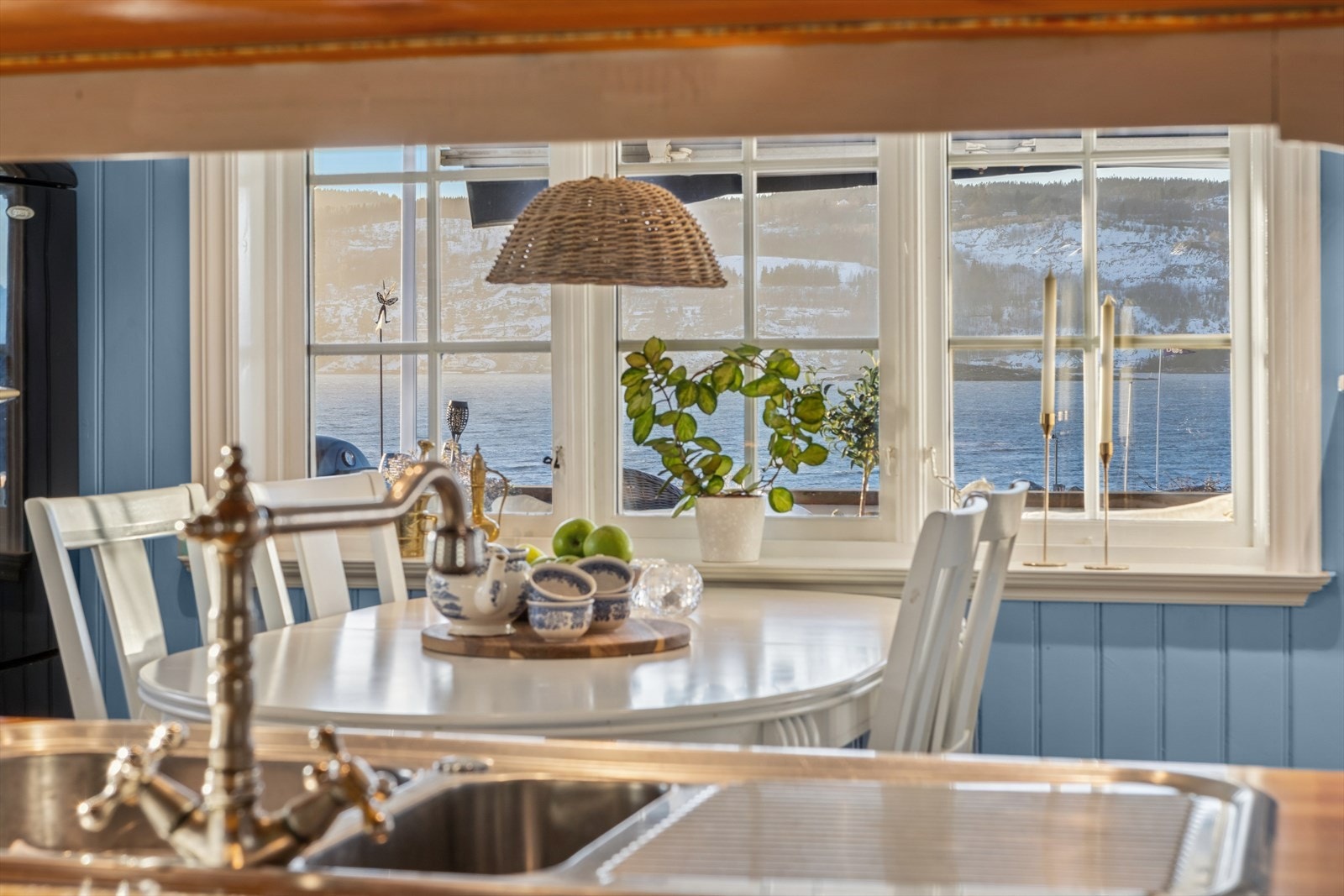 Utsikt fra kjøkkenet. Galleribilde