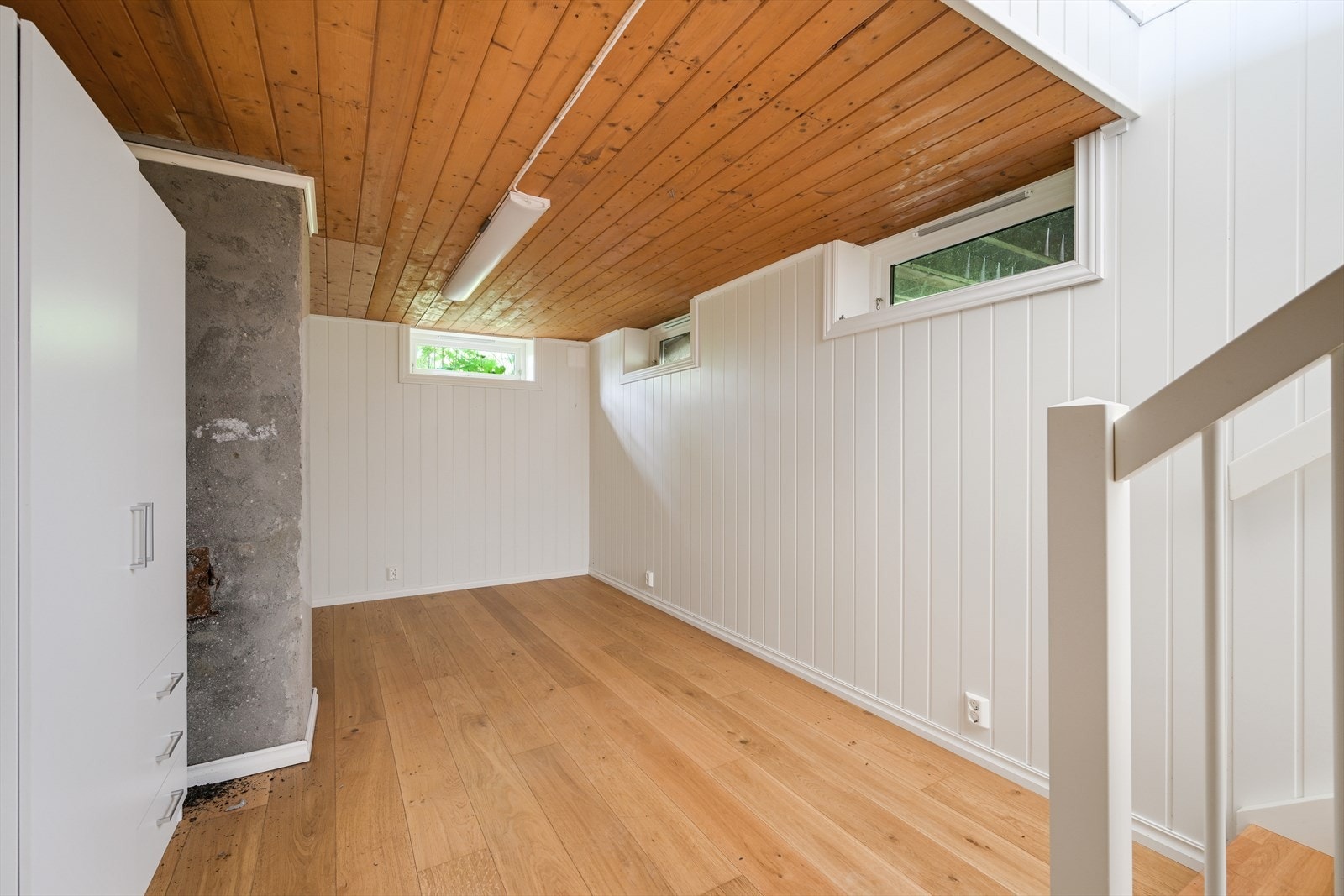 Innredet rom i kjeller. Galleribilde