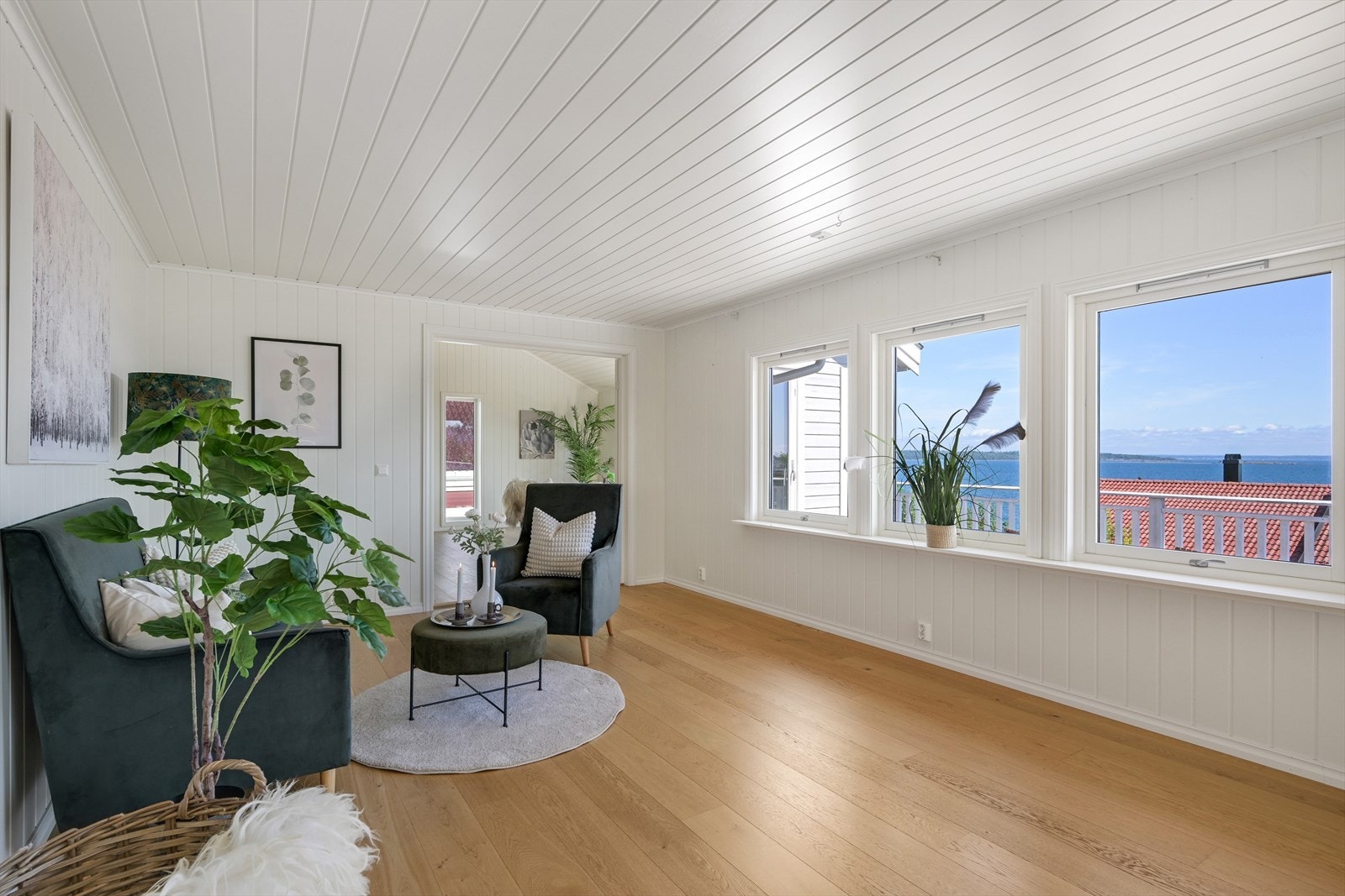 Stue/spisestue i opprinnelig del av boligen. Galleribilde